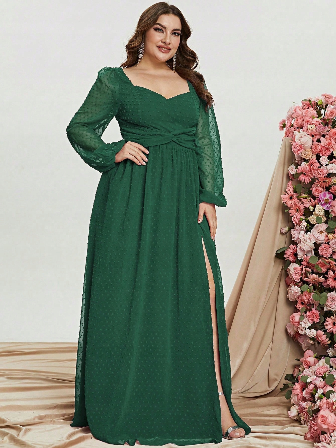 Šaty Plumeti S Rozparkem Maxi Faeriesty 4XL