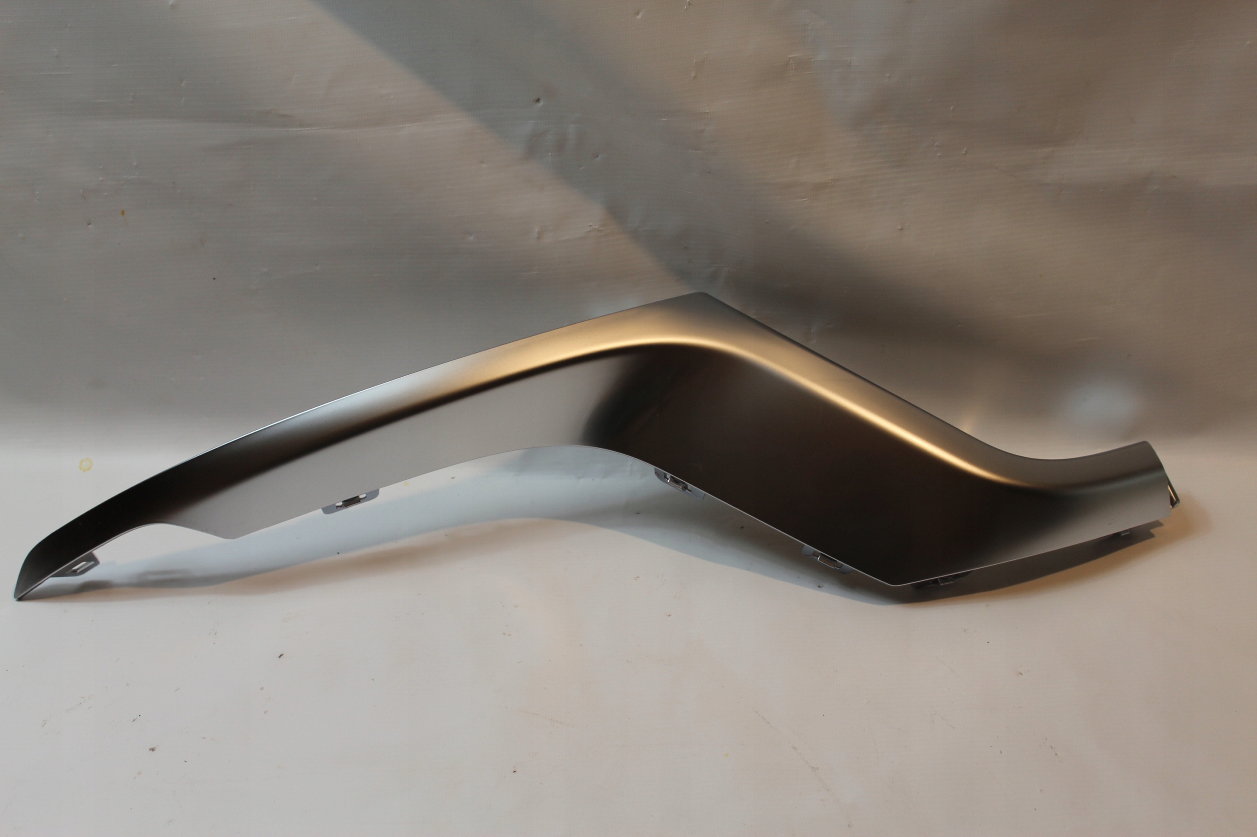 ХРОМОВАНА НАКЛАДКА ЛІВА JEEP GRAND CHEROKEE 2014-17