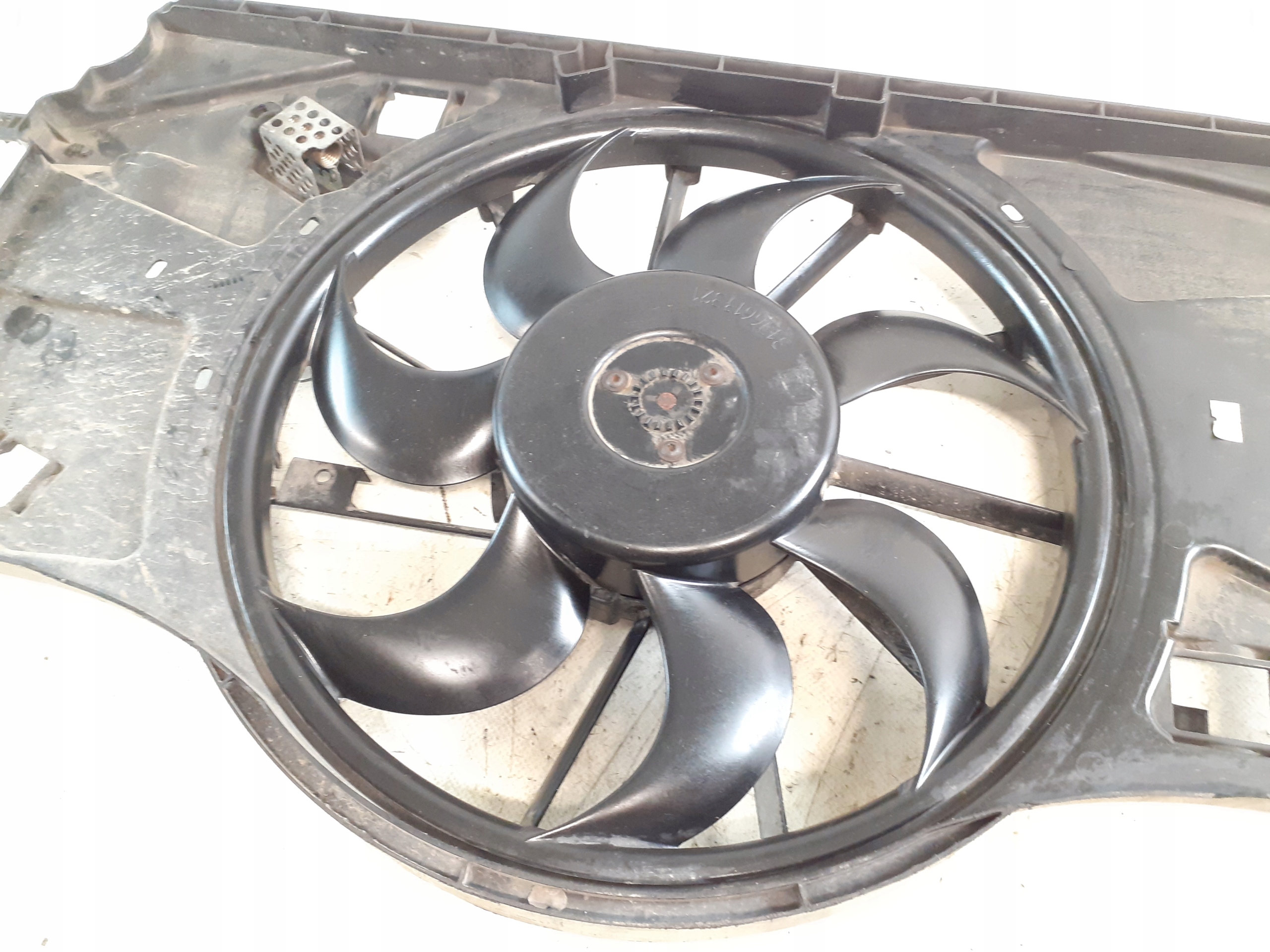 ventilátor chladiče RENAULT LAGUNA III 3