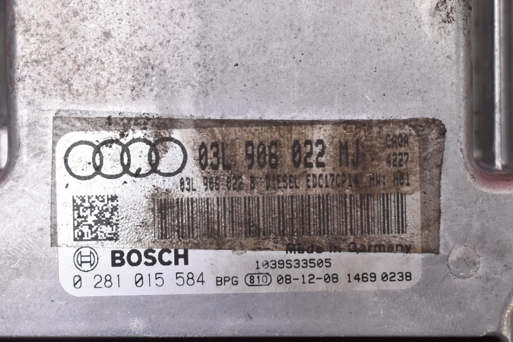 control unit computer of the engine 03L906022MJ AUDI A4 B8 2.0 TDI 143 KM 07-11