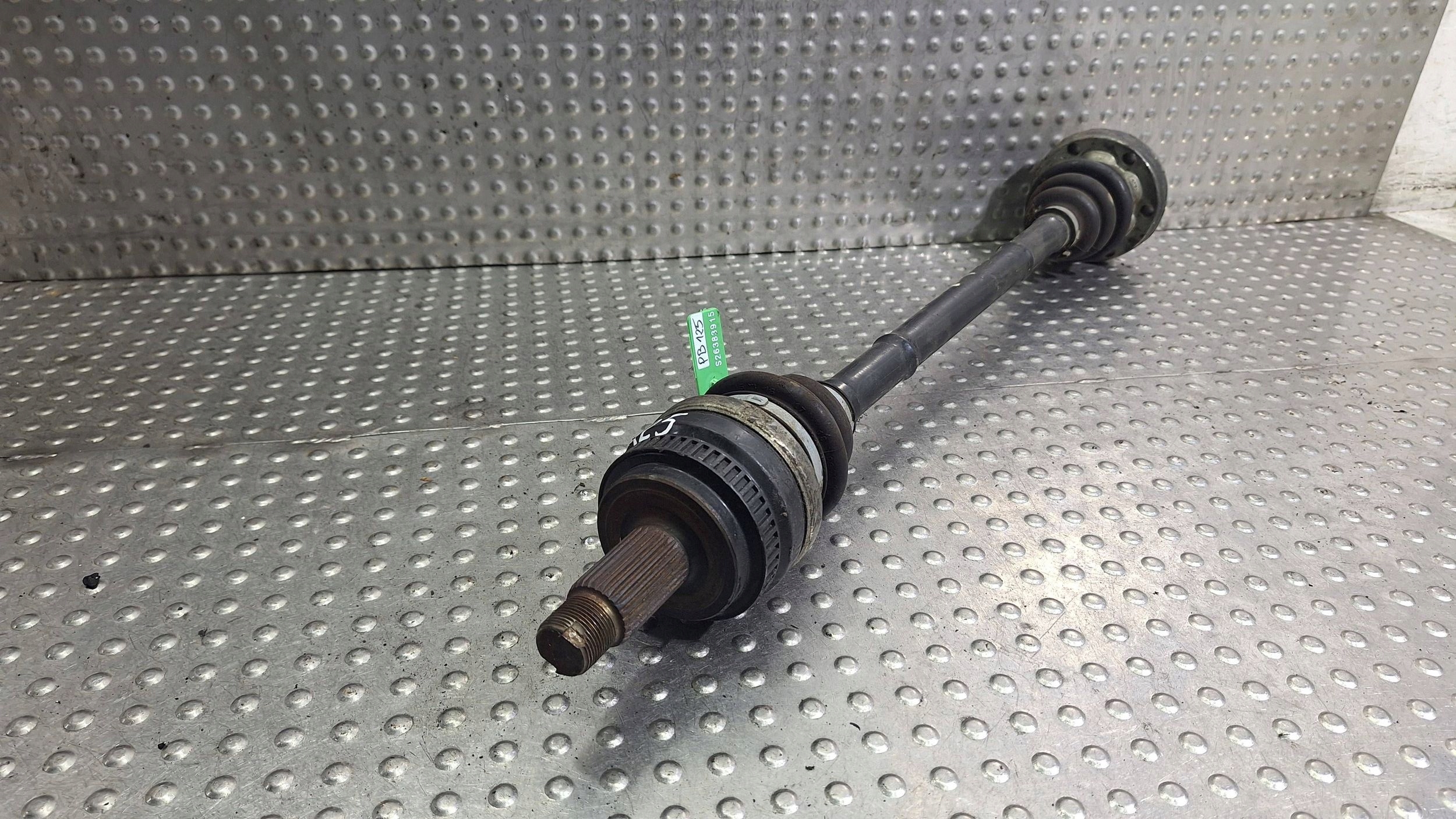 Antriebswelle rechts heck 7533446 BMW E81 E87 E90 E91 E92