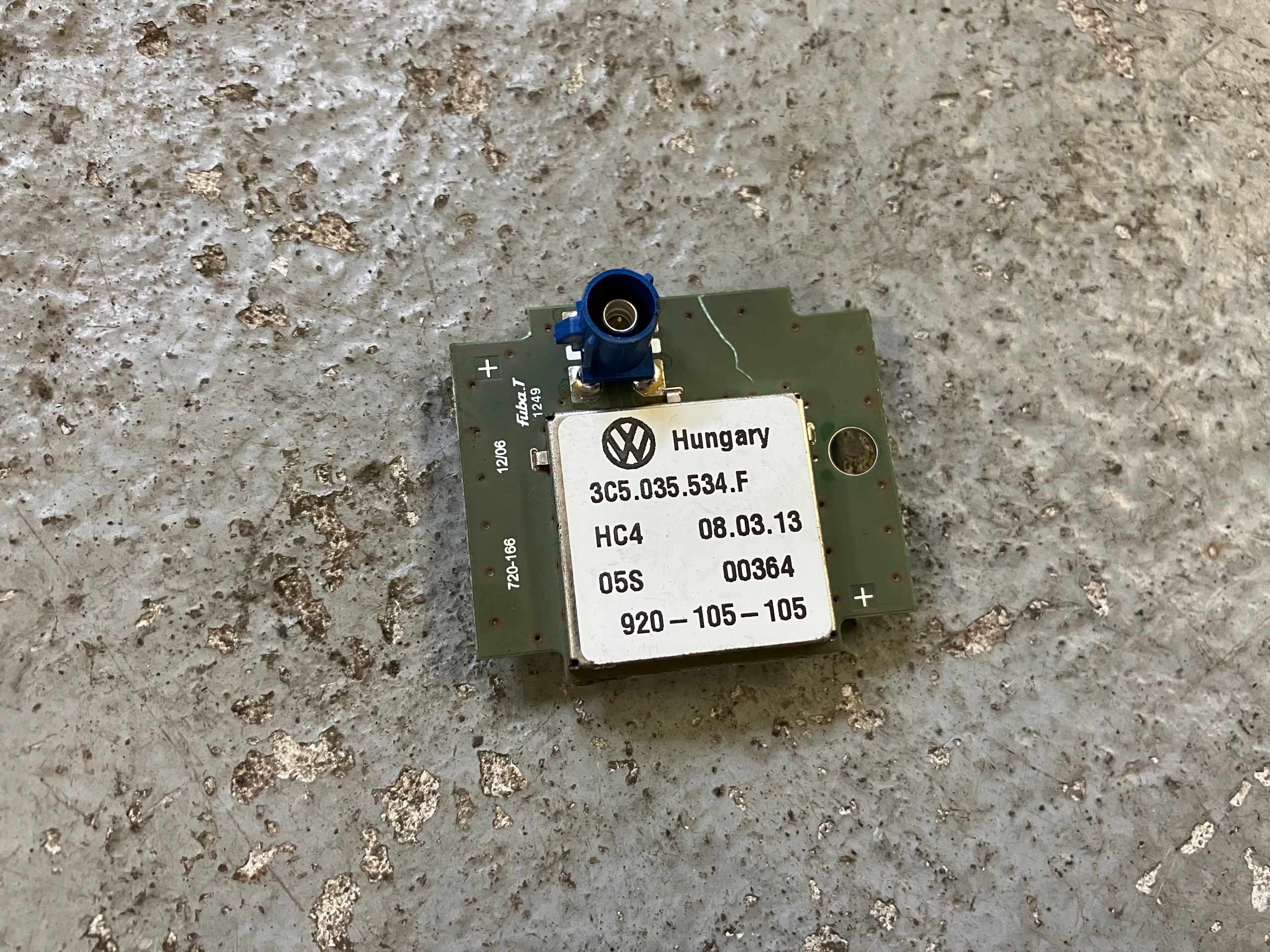 Antena GPS Moduł Passat B7 3C5035534F