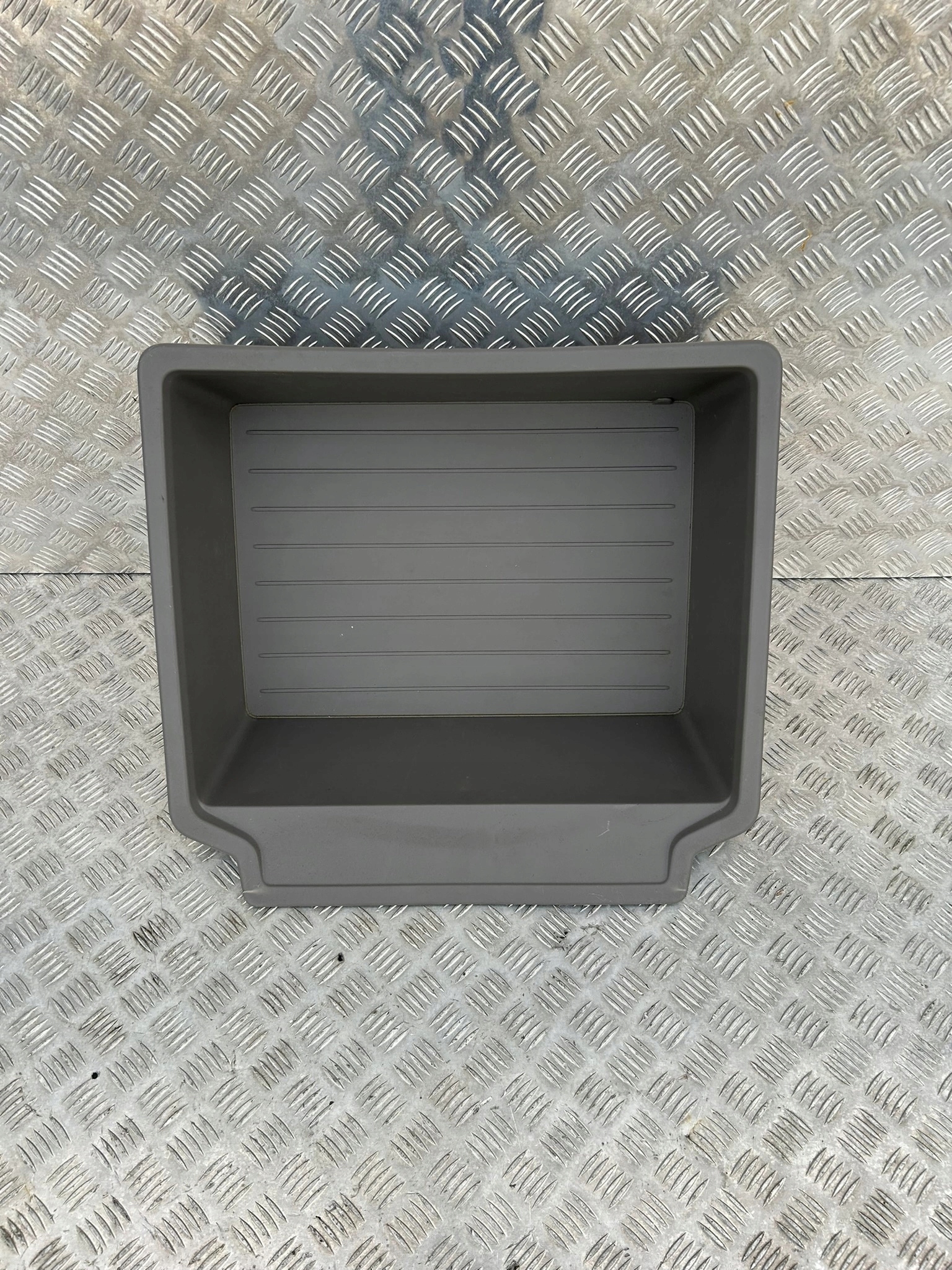 SZUFLADA PÓŁKA SCHOWEK SCANIA NTG NOWY MODEL