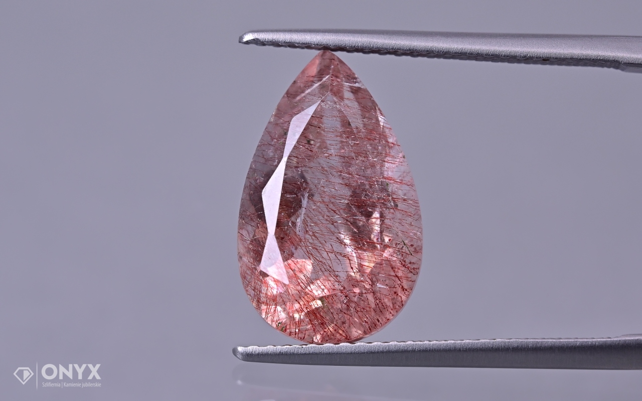 Jahodový křemen fasetovaný slza 15,5x9,5 mm