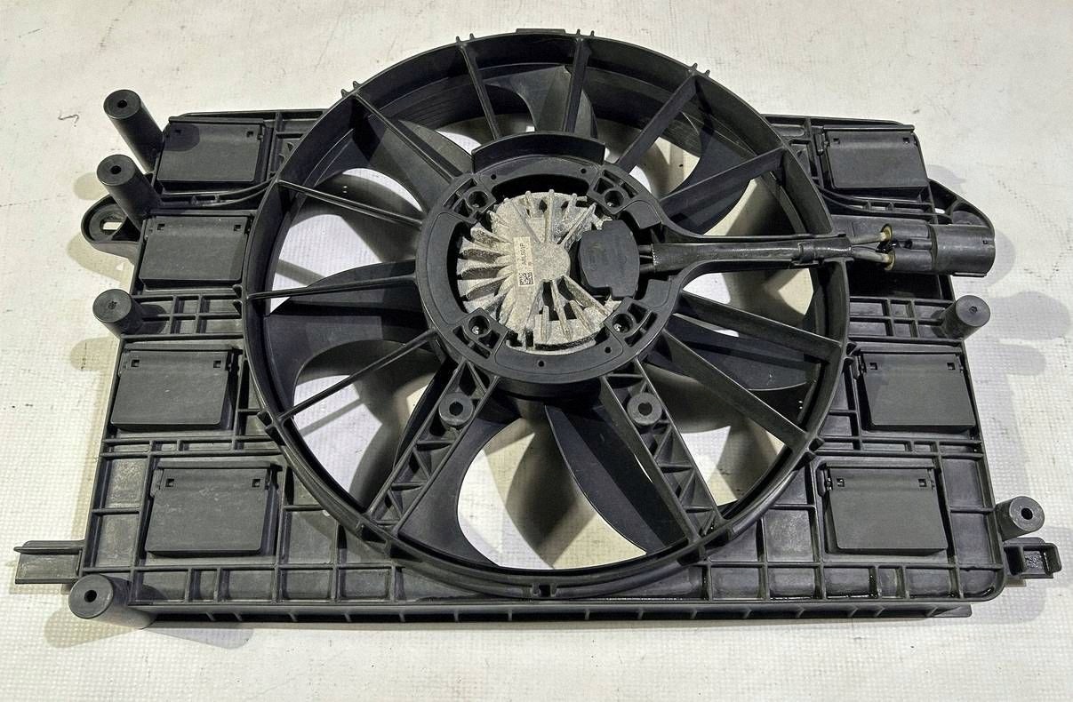 Ventilateur radiateur Chevrolet Corvette C7 2014