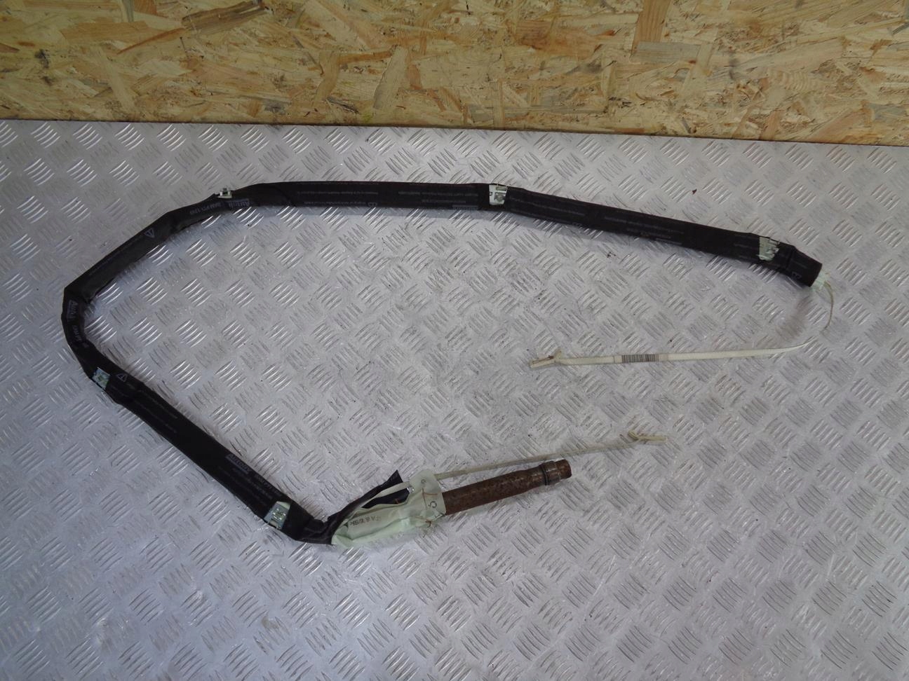пиропатрон правая подушка CITROEN C6 05- 9644747280