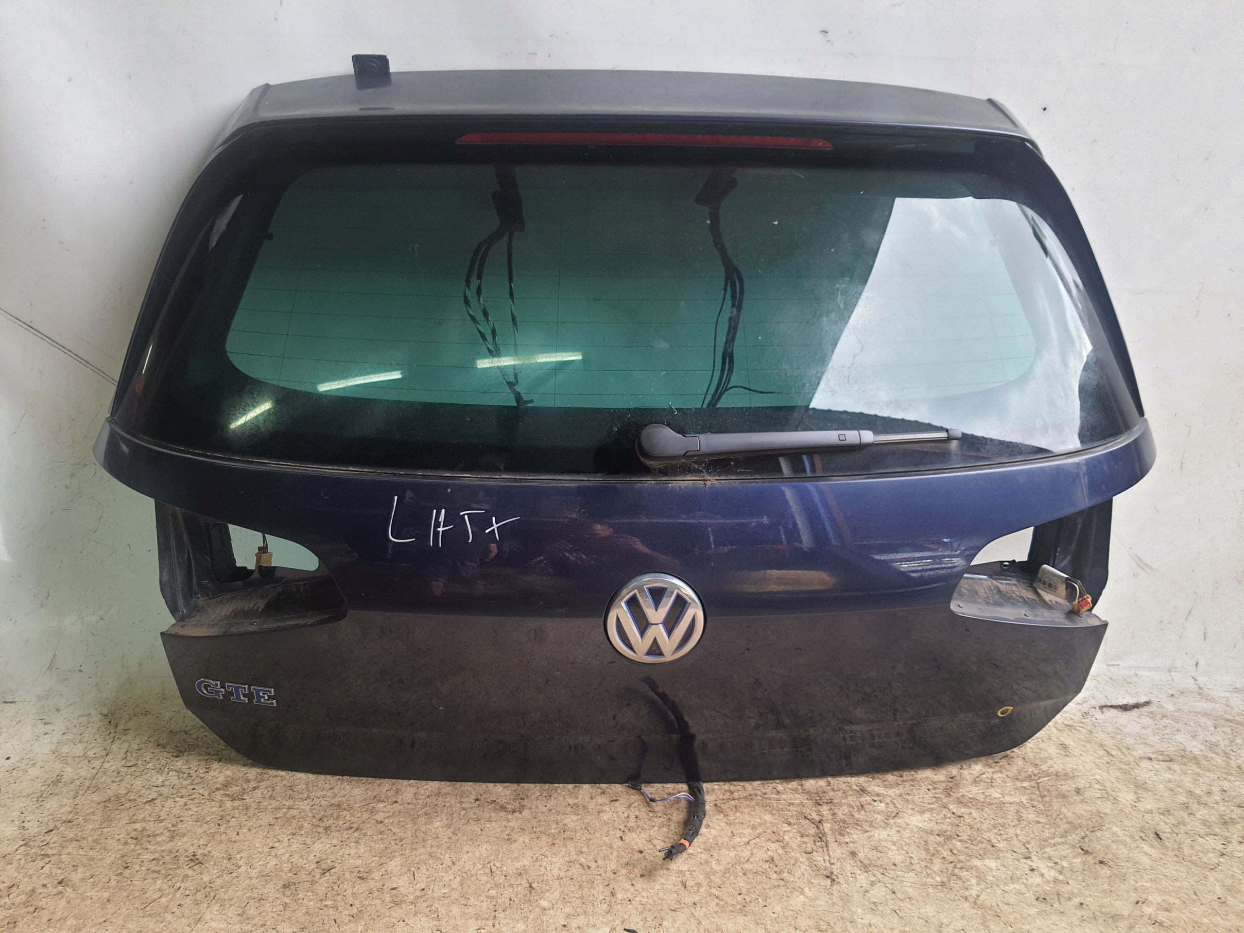 VOLKSWAGEN GOLF VII 12-16 LH5X boot door