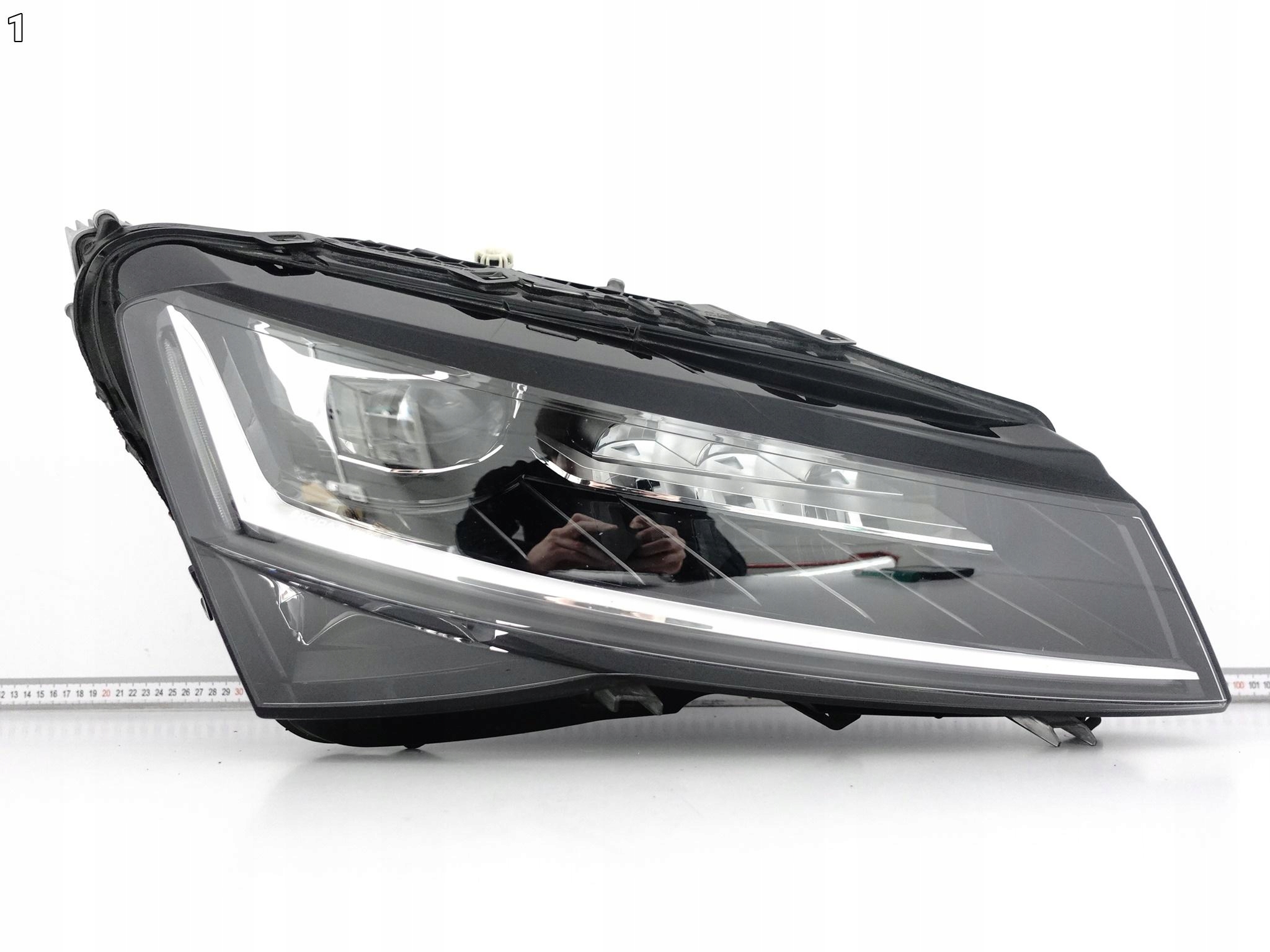 SKODA SUPERB 3V1 LIFT 19-24 light FULL LED CRYSTAL LIGHTING HIGH right EU