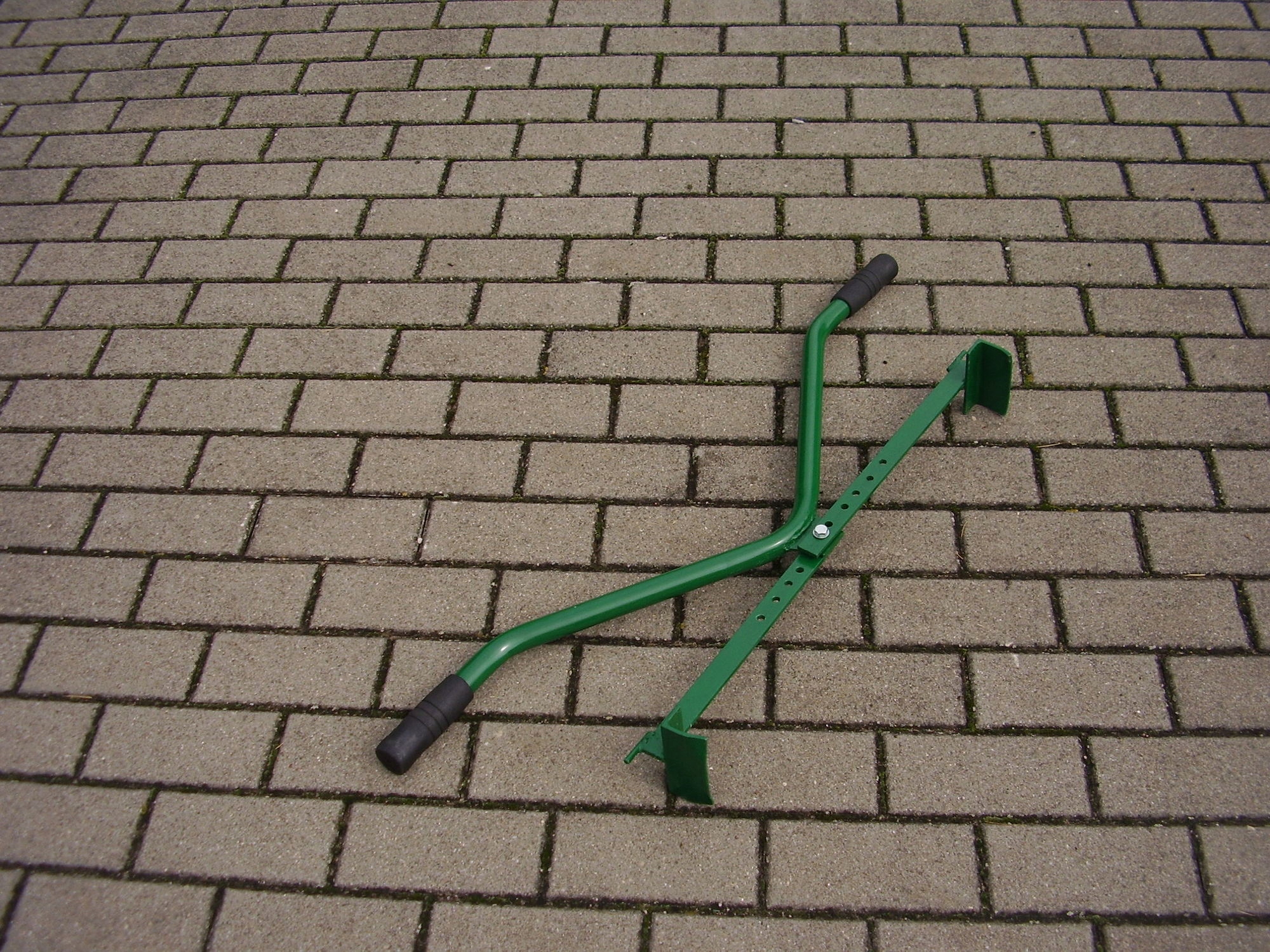 CHWYTAK POPRZECZNY DO PŁYT AŻUROWYCH Wujon A-1 Do Trylinki Brukarski Marka inny