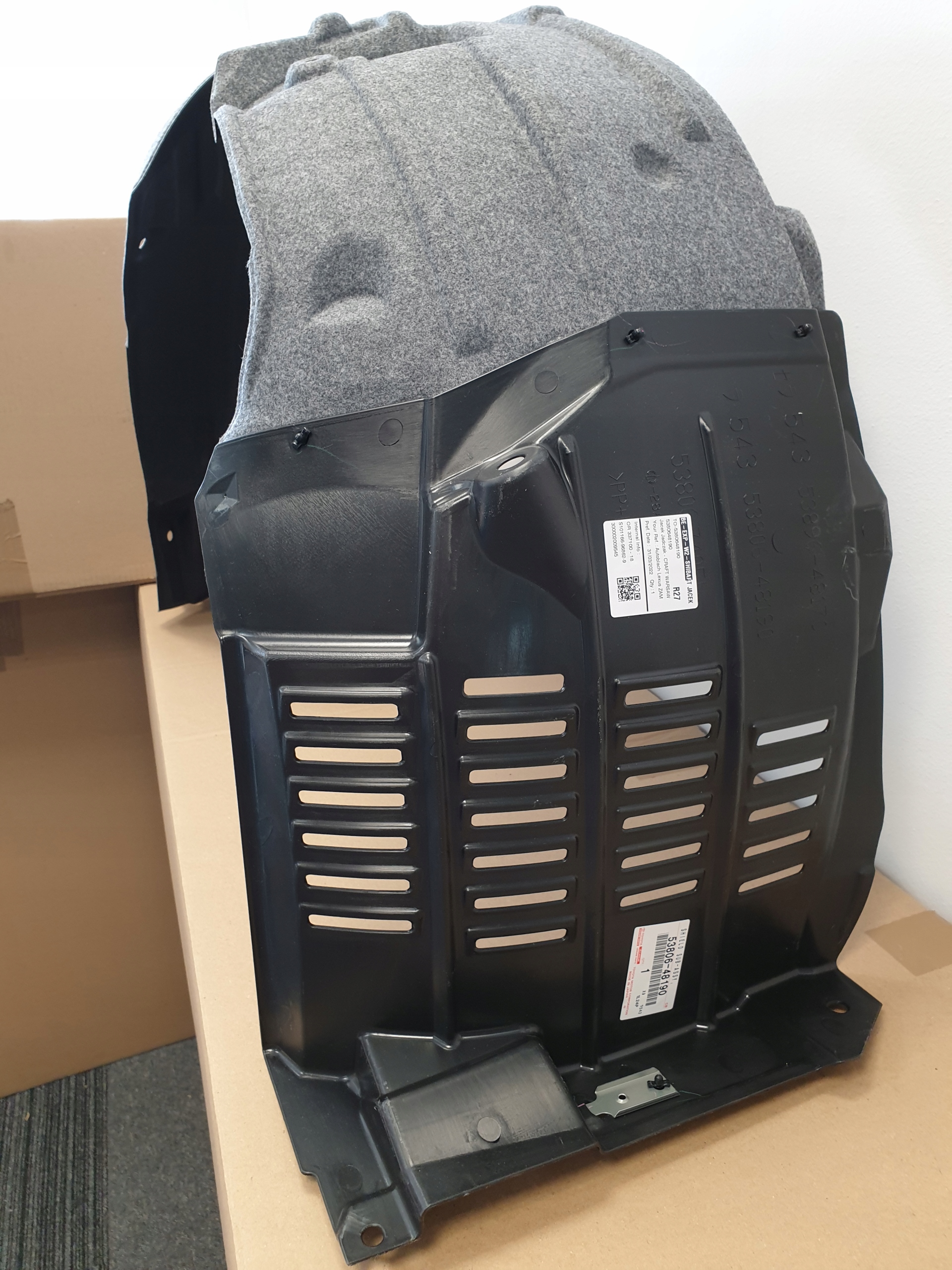 LEXUS RX NADKOLE LEWE, NOWE, ORYGINALNE Producent części Lexus OE