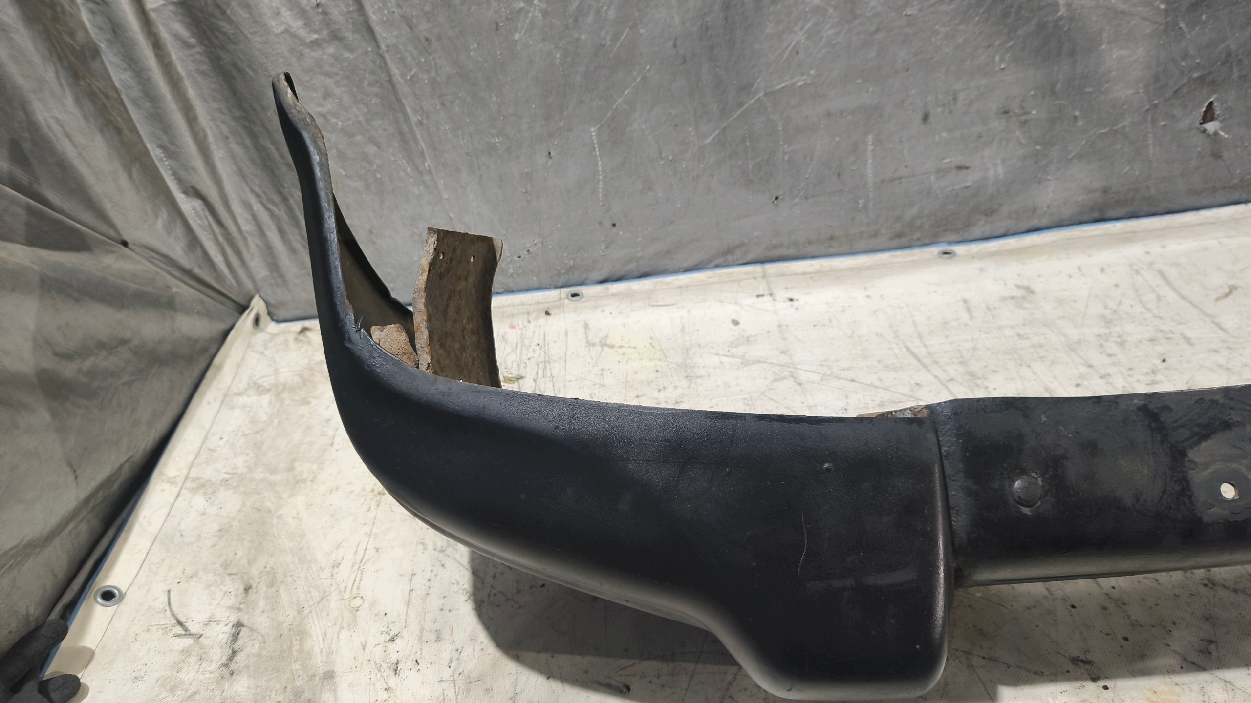front bumper HYUNDAI GALLOPER 2001r