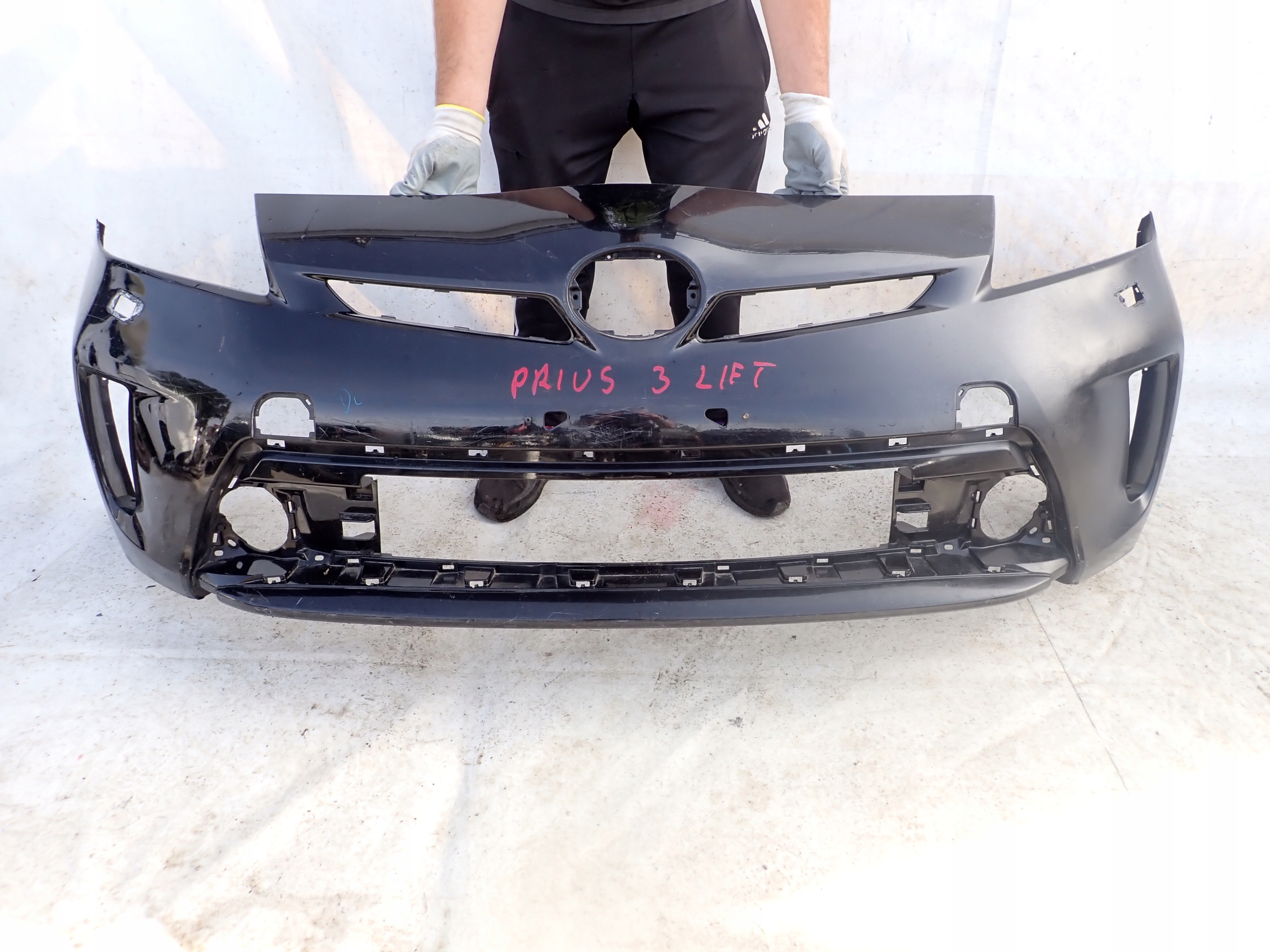 TOYOTA PRIUS III LIFT 12- bumper front front SPR