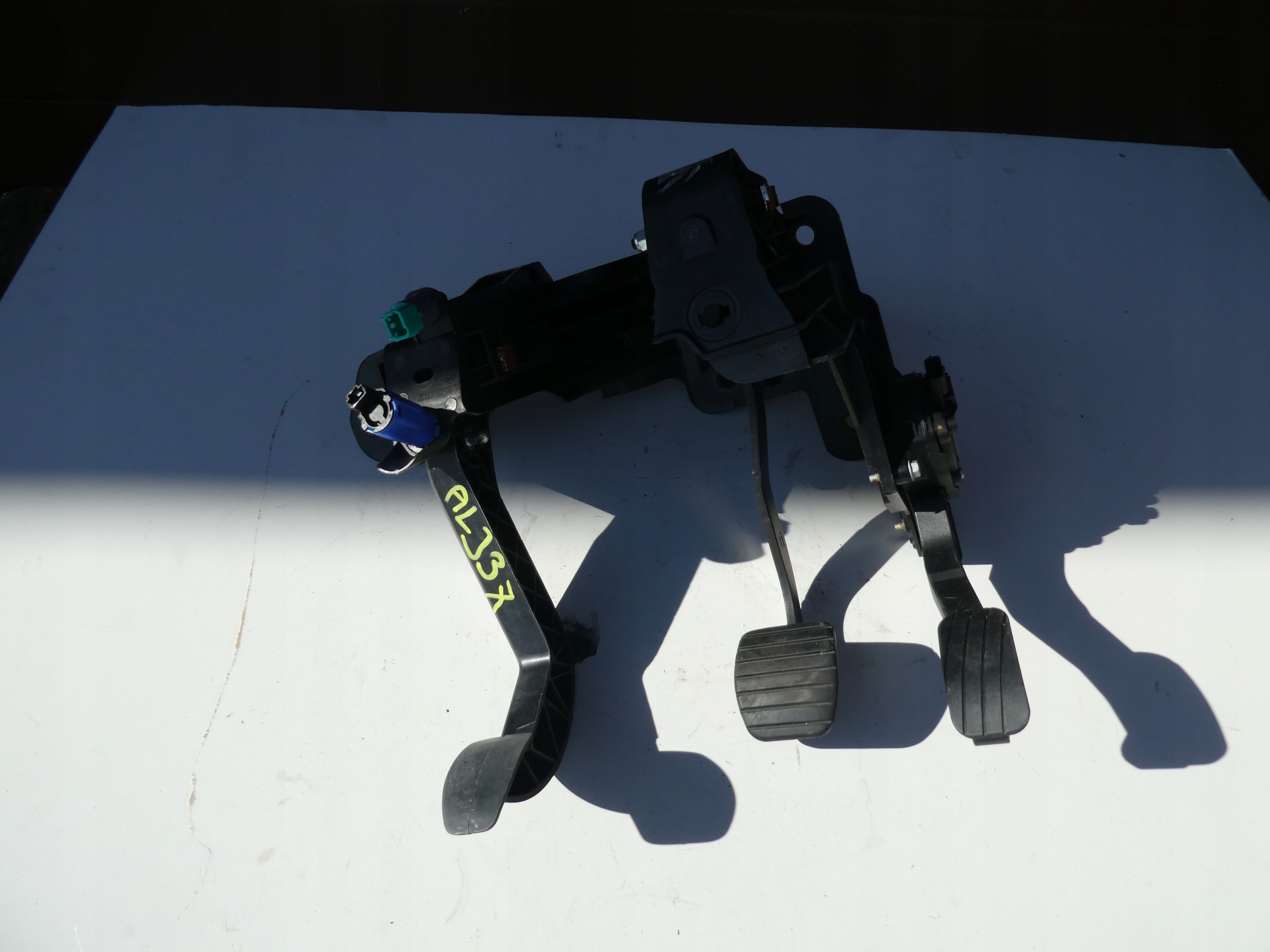 RENAULT MASTER III PEDAL pedale 180101626R