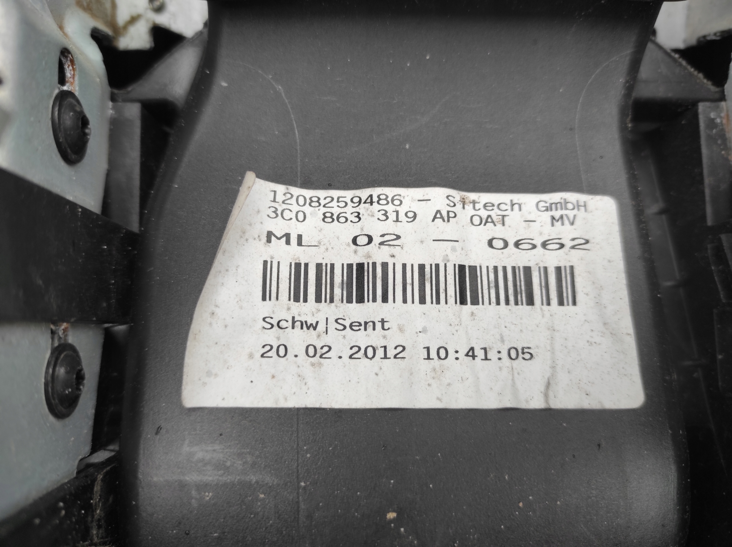 BRACCIOLO NERO VOLKSWAGEN PASSAT B7 3C0863319AP