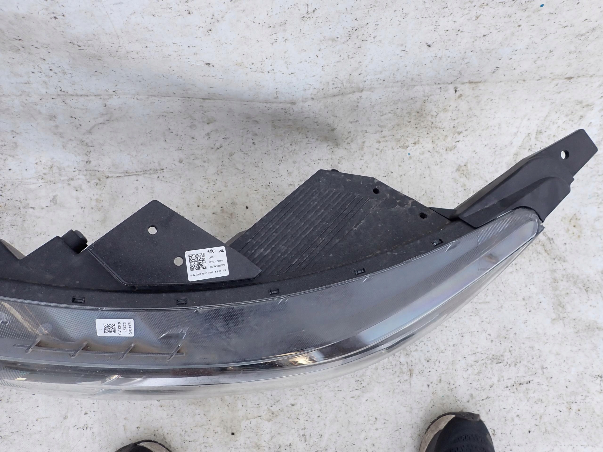 HYUNDAI I20 III 20- light left front front