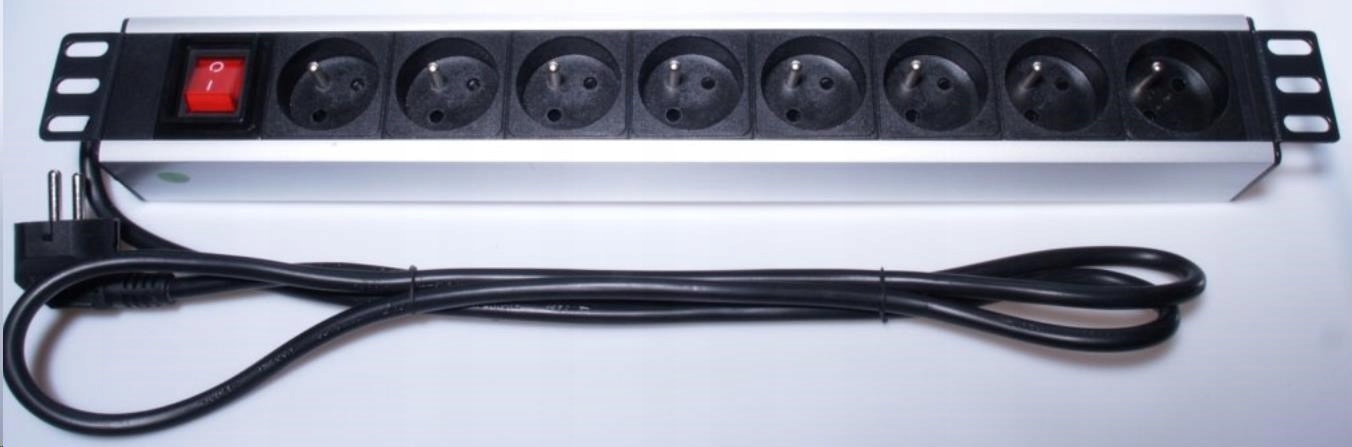 PremiumCord Panel napájecí do 19" racku 1.5U, 8x230V, 2m kabel, …
