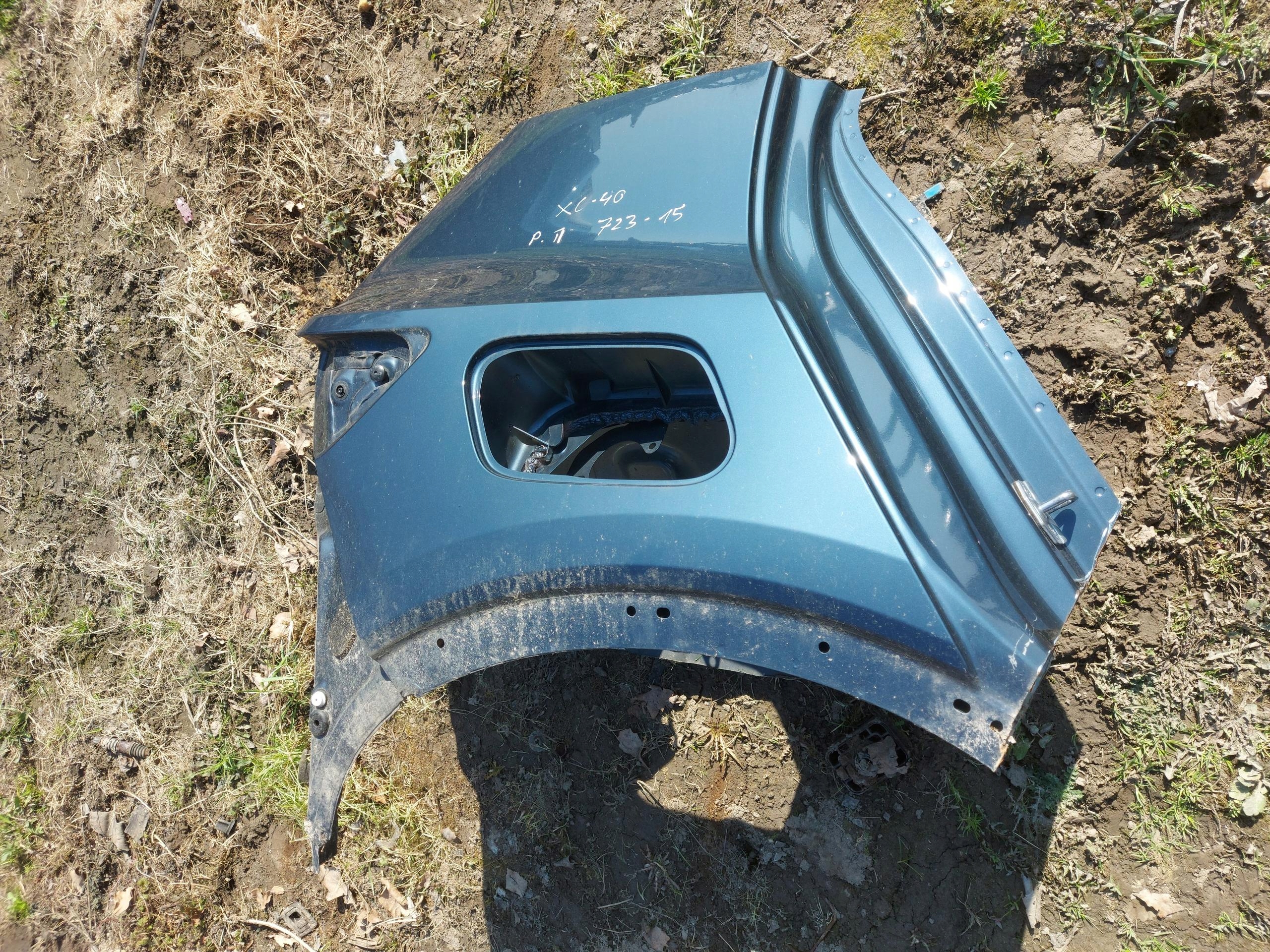 VOLVO XC40 parafango posteriore Destra 723-15