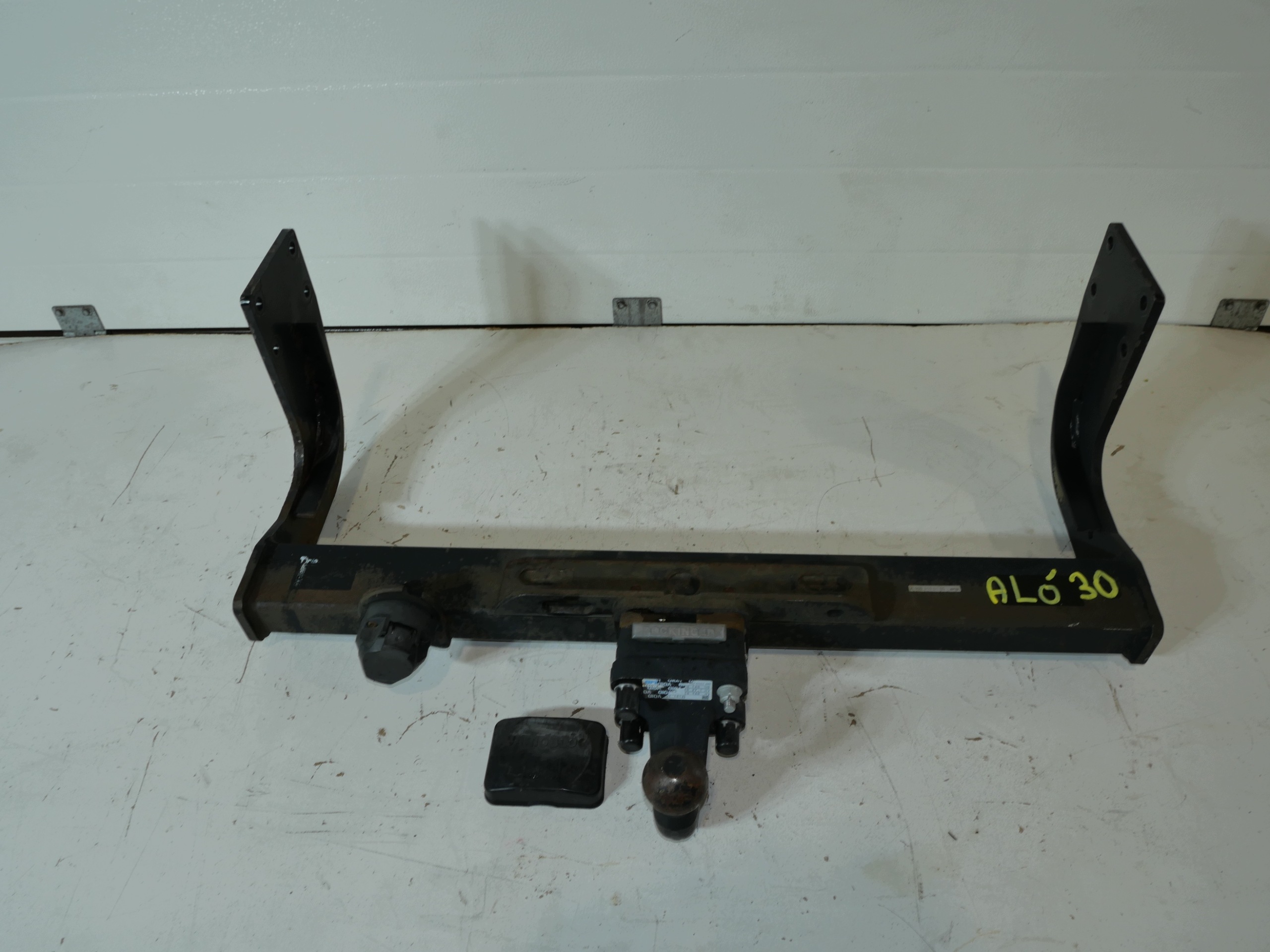 SPRINTER W906 tow A906 A9063100195