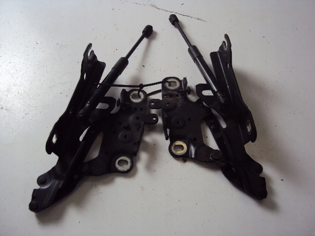 Петлі капота BMW 4 серії F32 475 13-