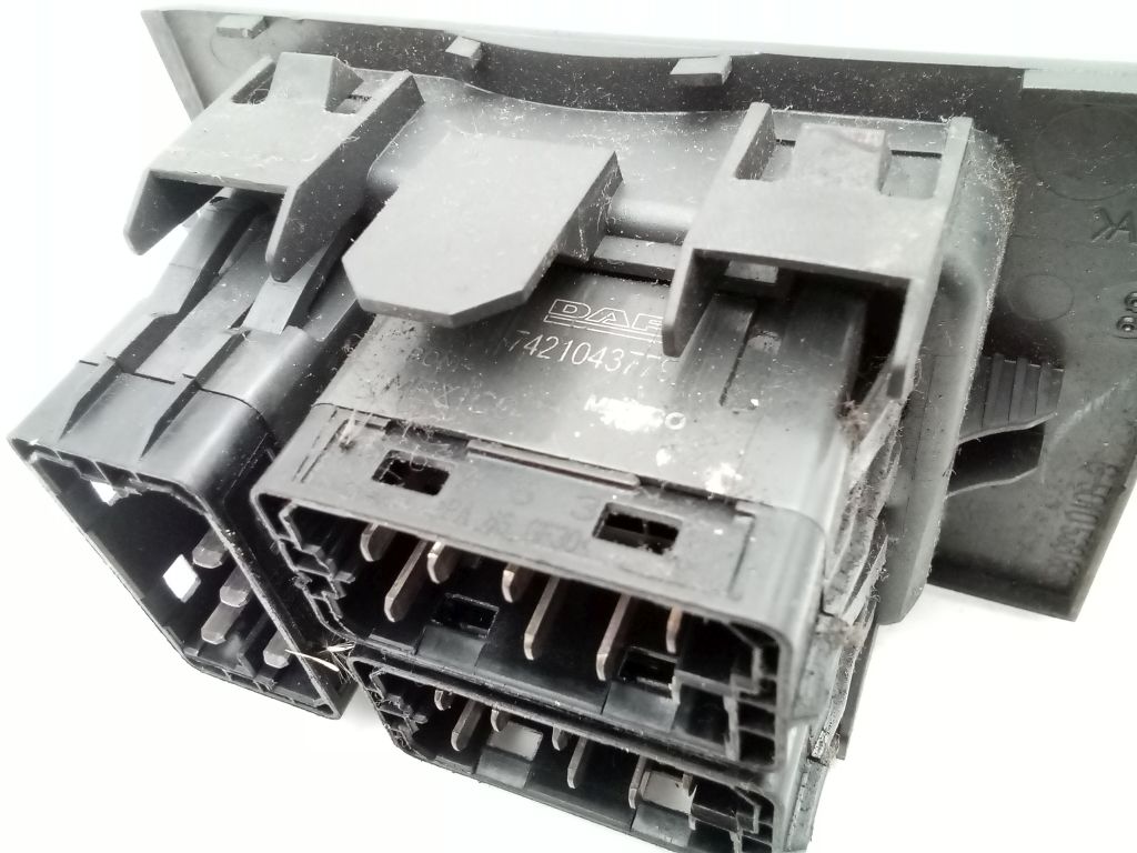 DAF LF switch of the heating + switch panel of the window
