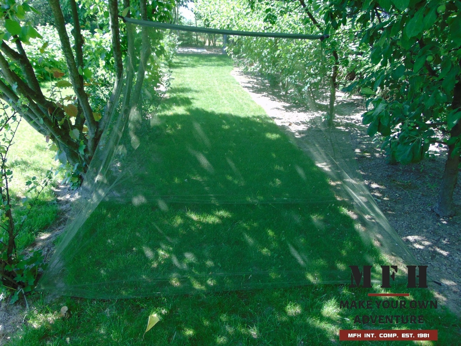 MOSKITIERA KEMPINGOWA ZE STELAŻEM Marka MFH