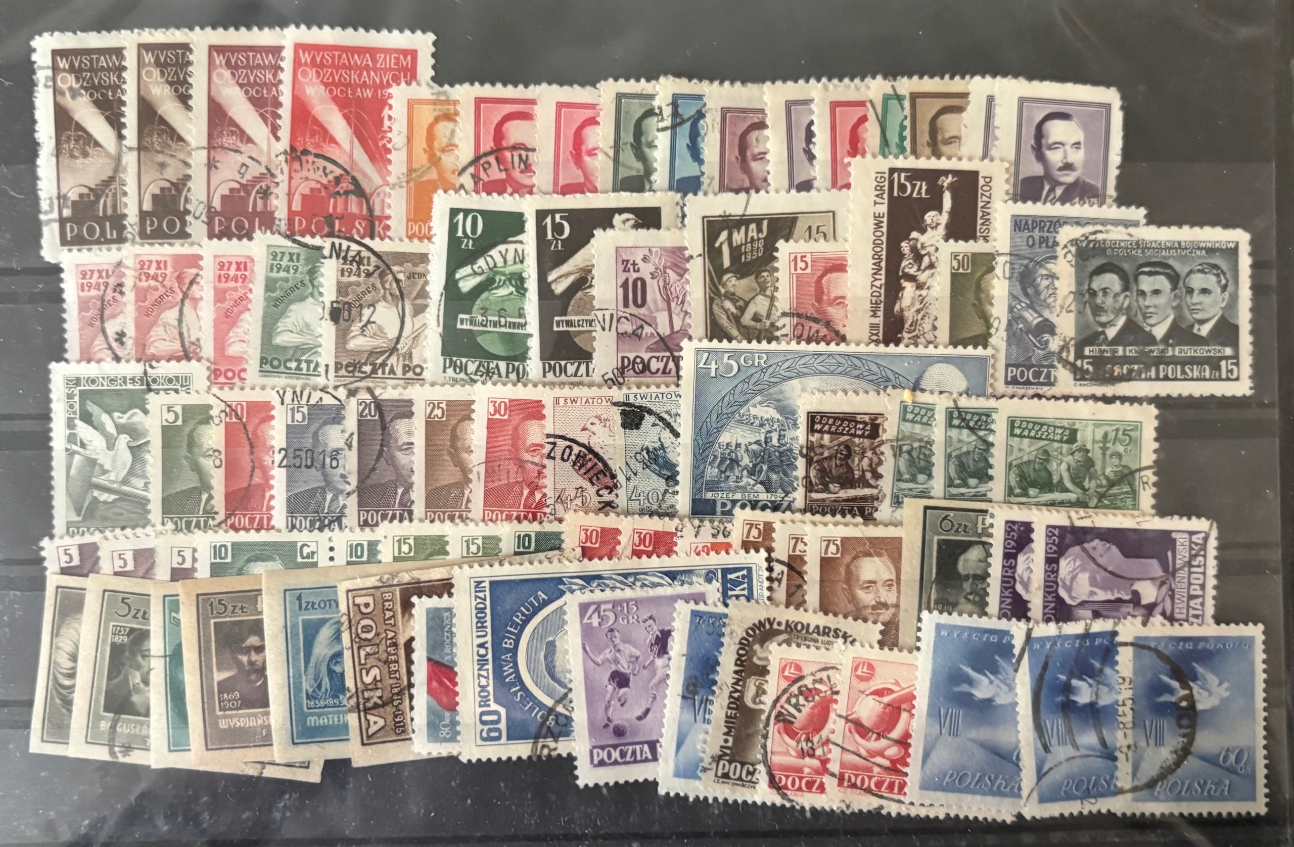 ZESTAW ZNACZKÓW 97- POLSKA