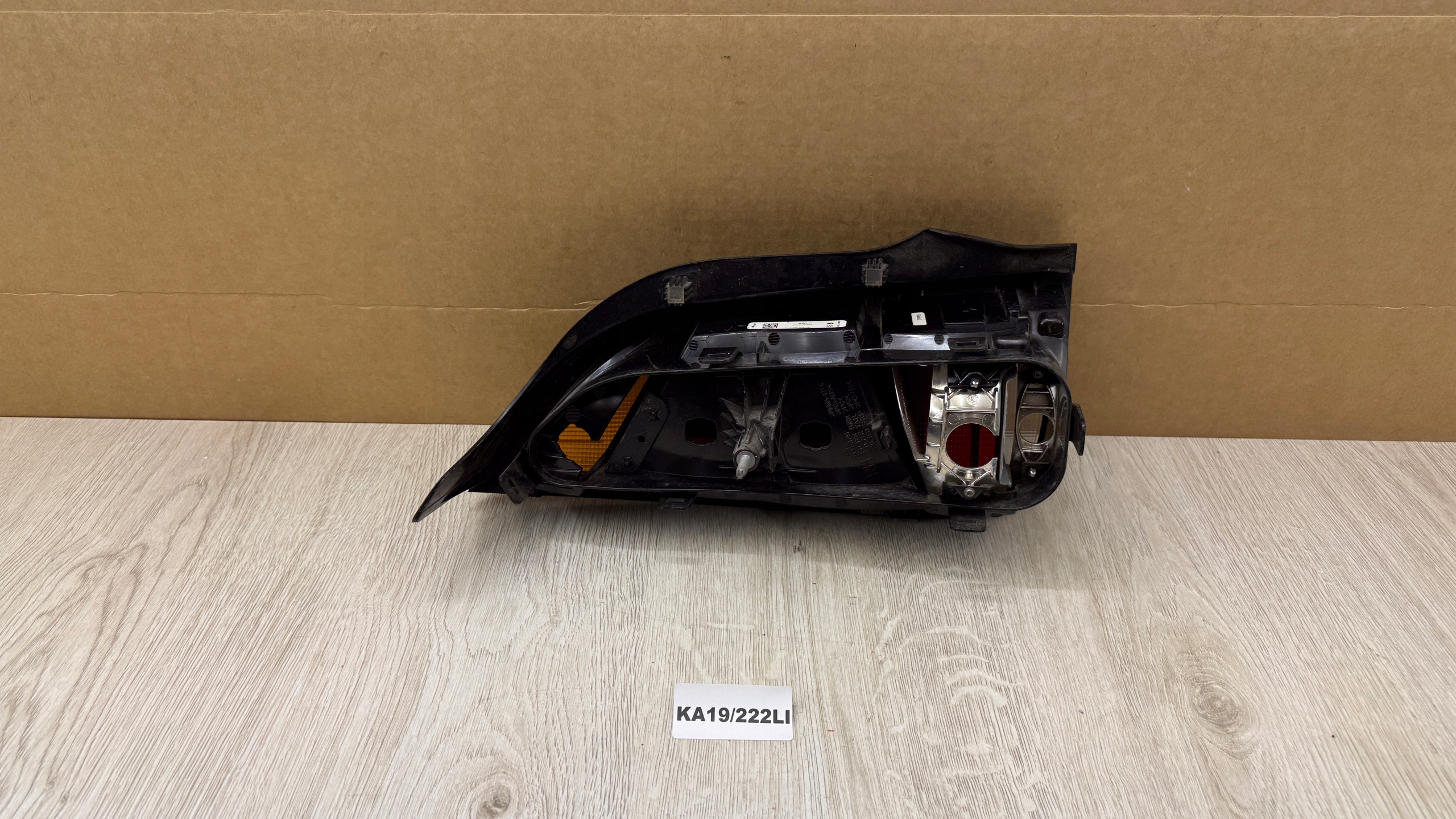 VW UP 1S0 LIFT 2017R+ right light rear part rear 1S0945096J KA19/222LI
