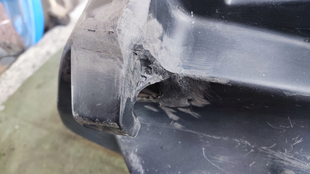 Yamaha FJR 1300 06-12 Kufer Lewy Montaż boczny