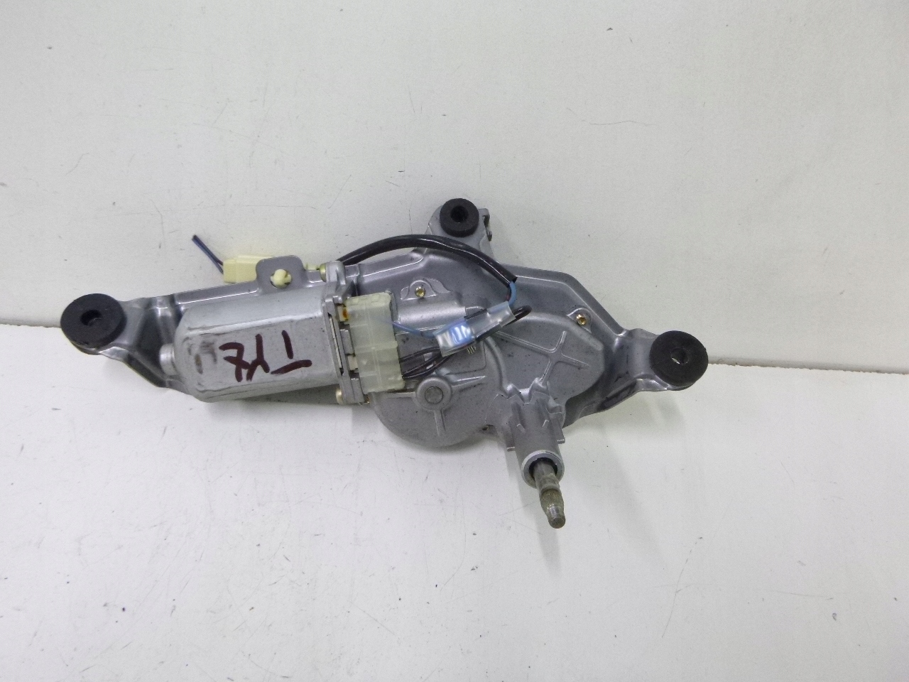 Wischergestänge heck Mazda 6 2002r.