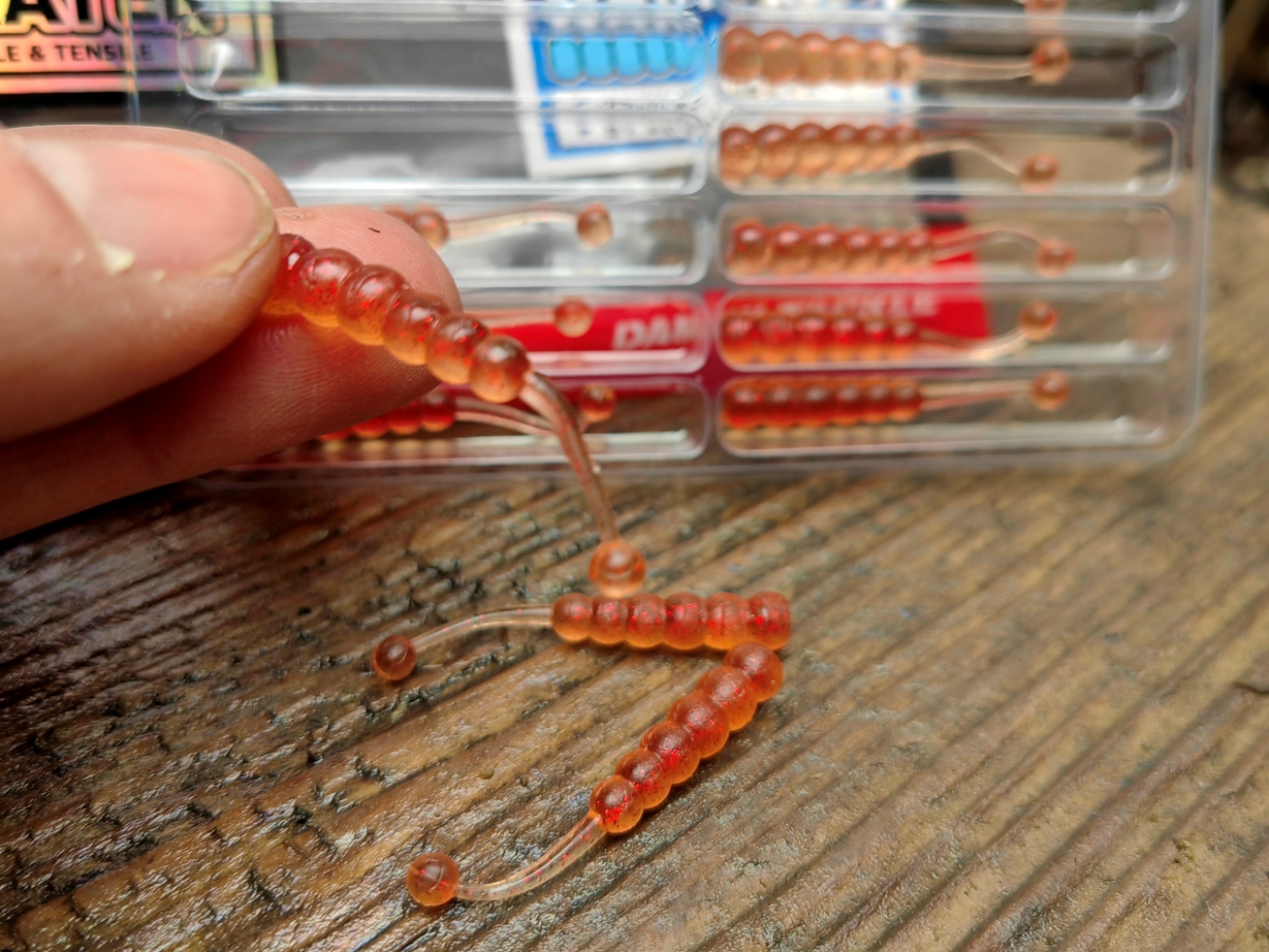 12 szt. Imitacja rybki lub robaka od Damiki 4,6 cm killer na okonie #464W