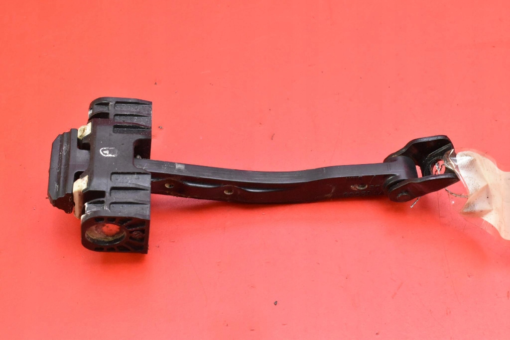 limiter door left front 7182005 BMW F11 LIFT 13-17