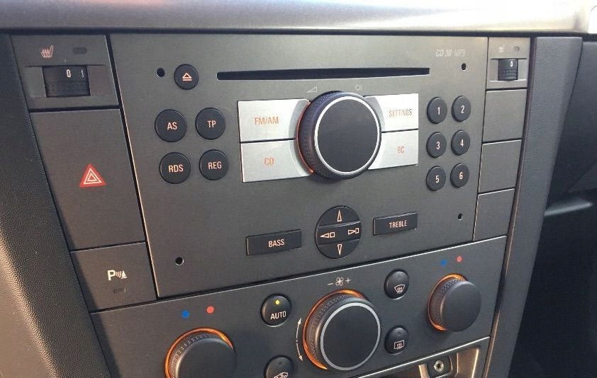 RAMKA RADIOWA OPEL VECTRA C CORSA C 2DIN ANTRACYT Model CT24VX36