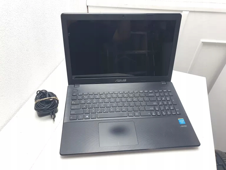 ASUS - ASUSノートパソコン  X551 ASUS X551 - スペック、テスト、価格 | LaptopMedia 日本