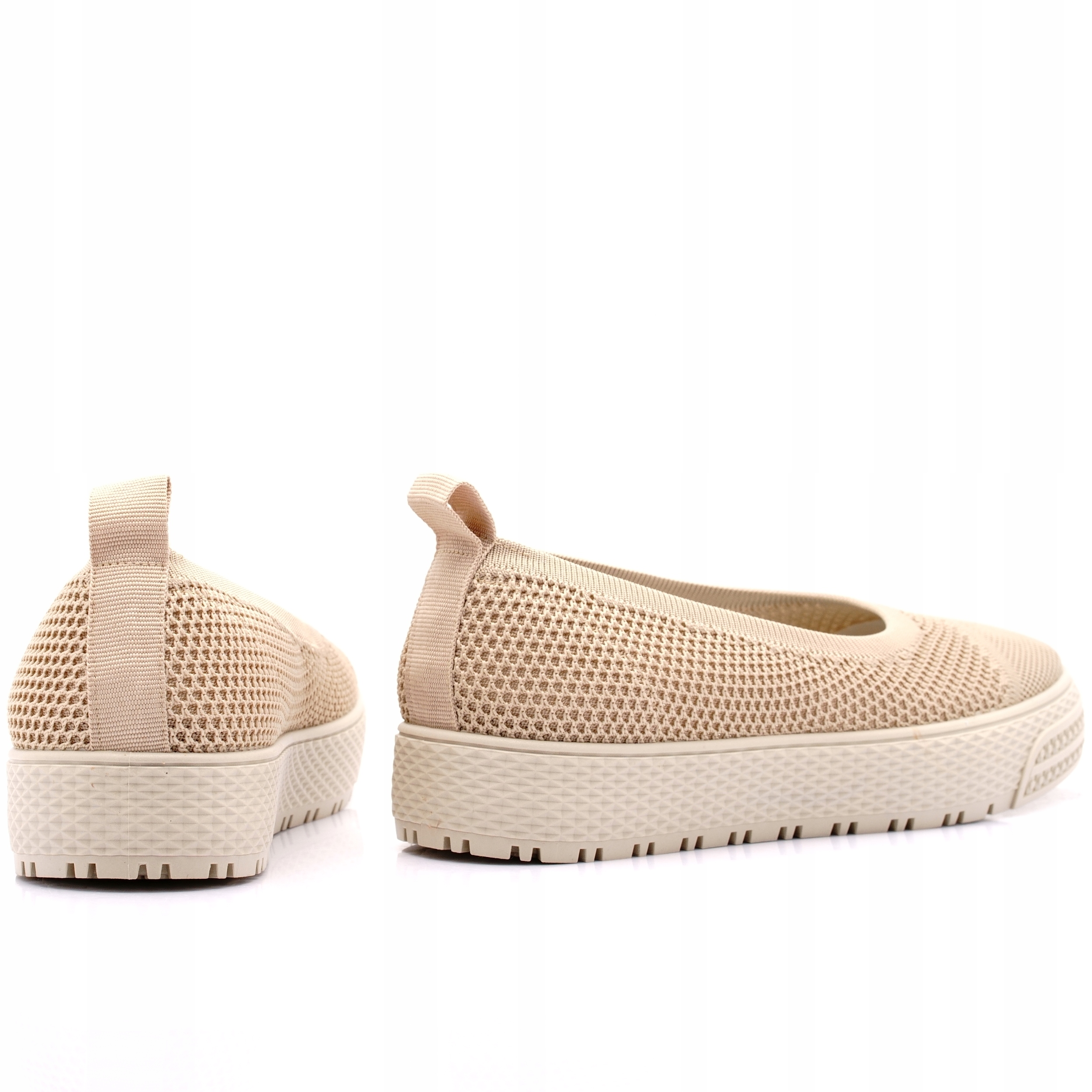 NEWS BUTY DAMSKIE LEKKIE SIATKOWE WSUWANE 7637 39 Zapięcie wsuwane