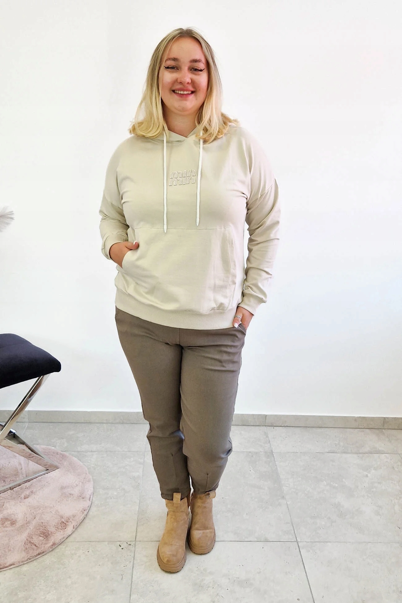 Dámská s kapucí Mikina velikosti L/XL