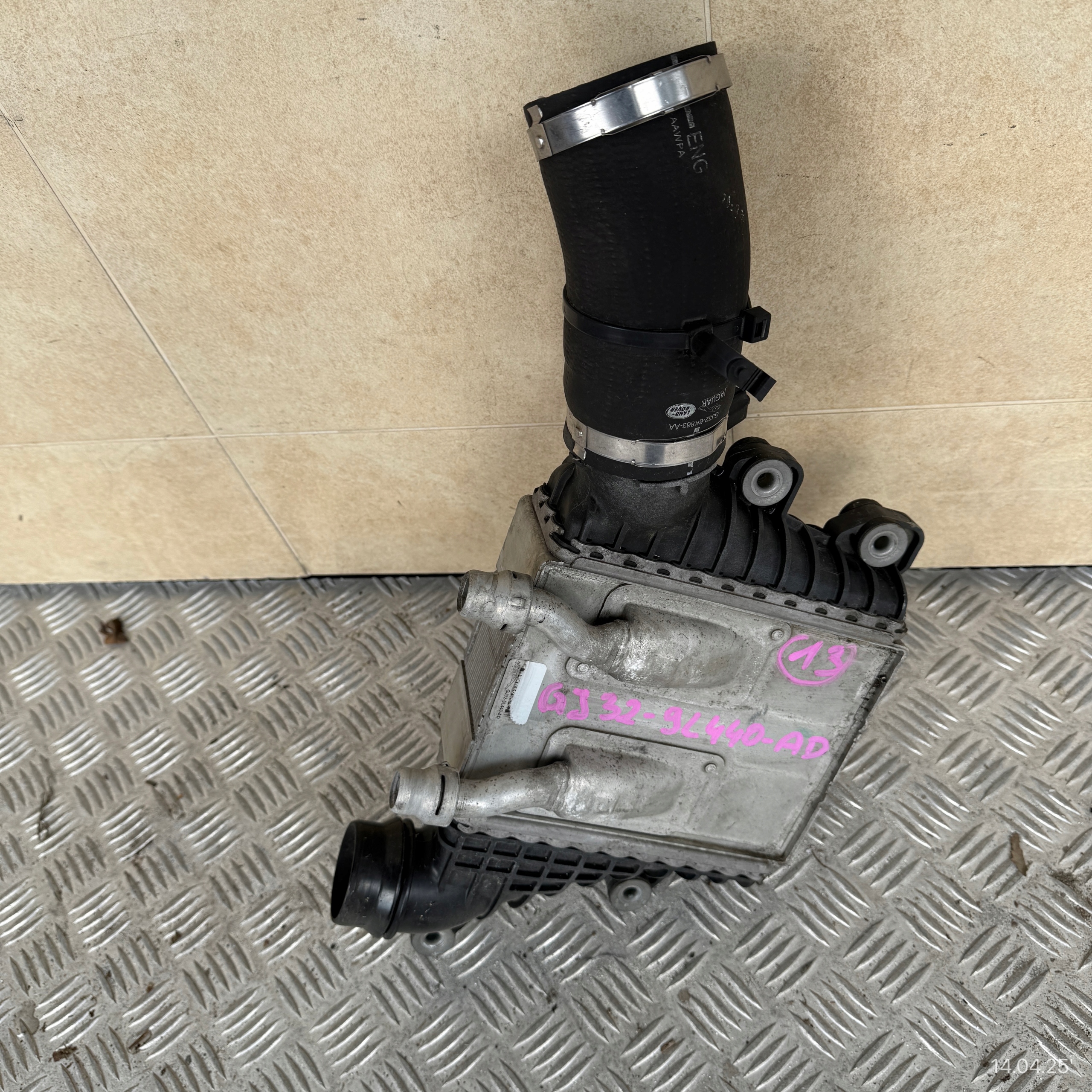 Radiatore / Raffreddatore radiatore intercooler LAND ROVER EVOQUE e GJ32-9L440-AB