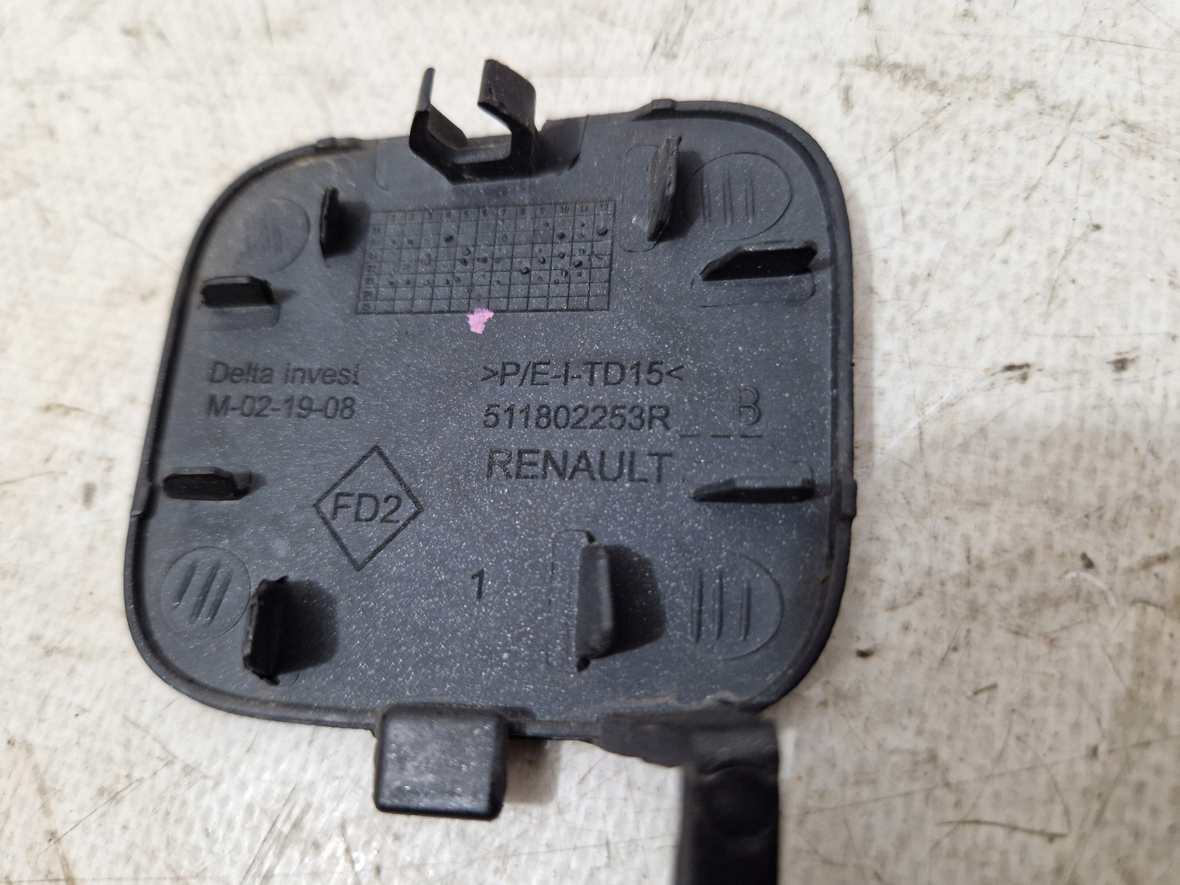 DACIA SANDERO III 3 Abschleppöse der Stoßstange vorne 511802253R