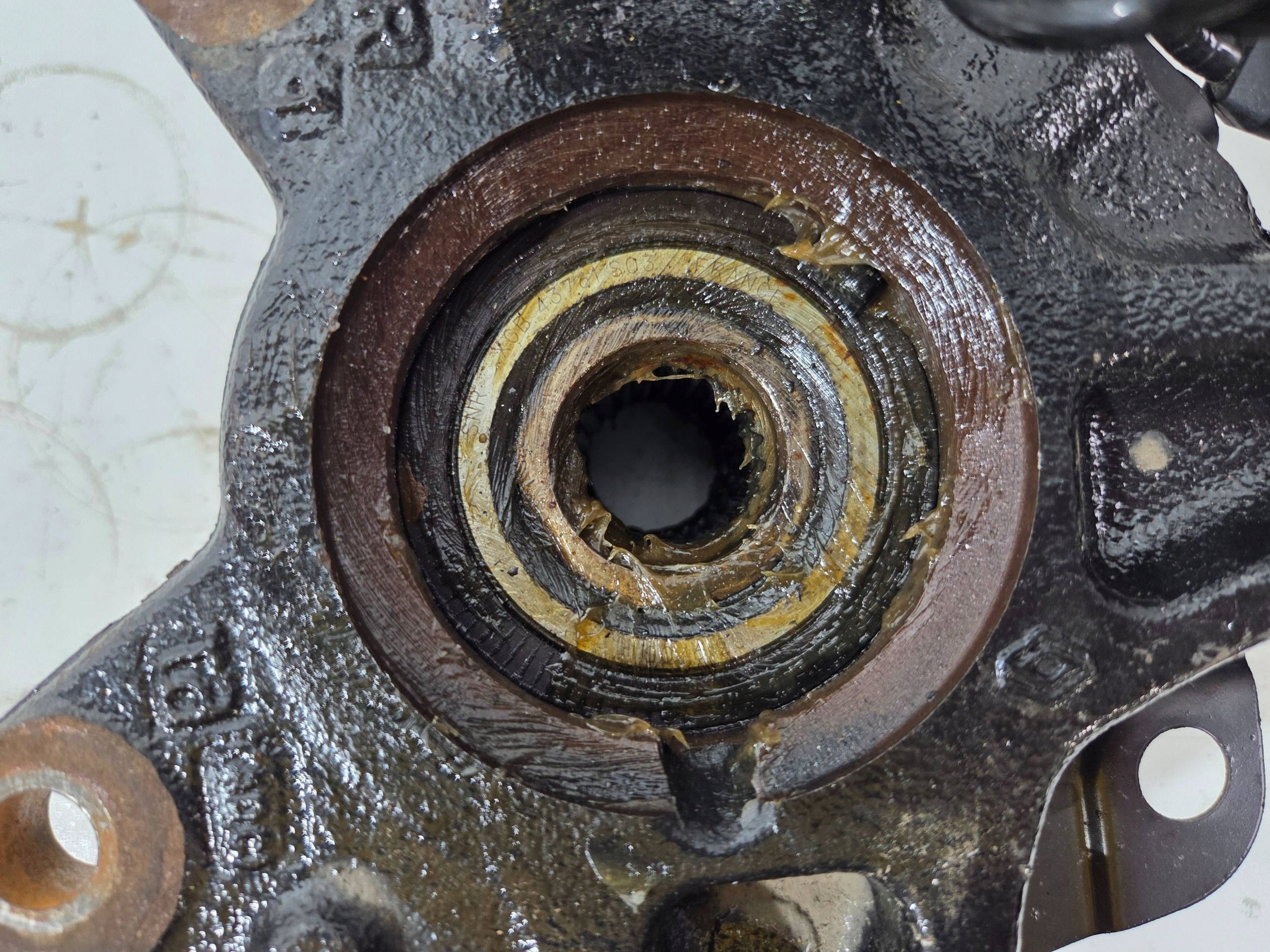 Renault Clio IV swing front right 29R (A482)