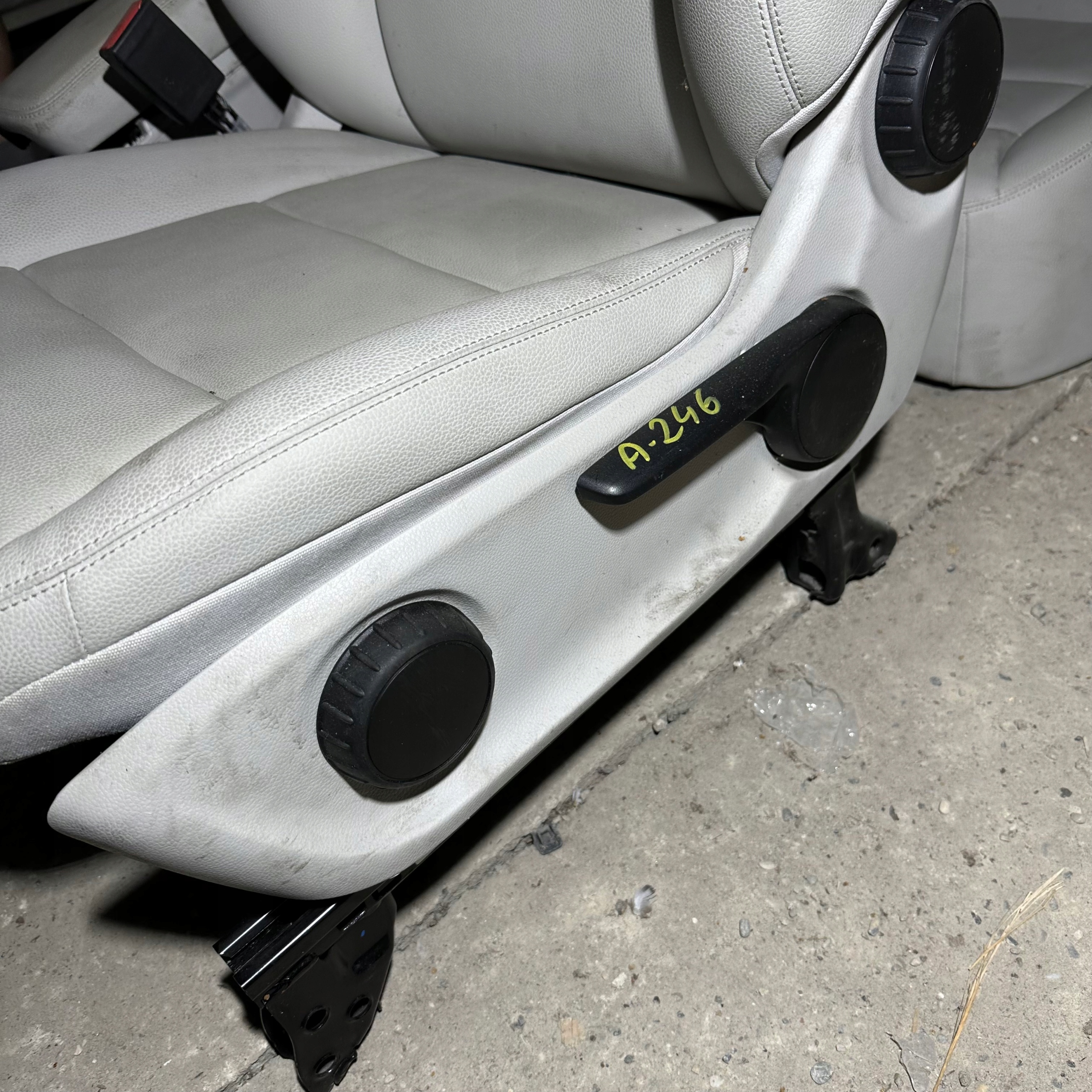 Sitze Ledersitz MERCEDES-BENZ B-KLASA W246