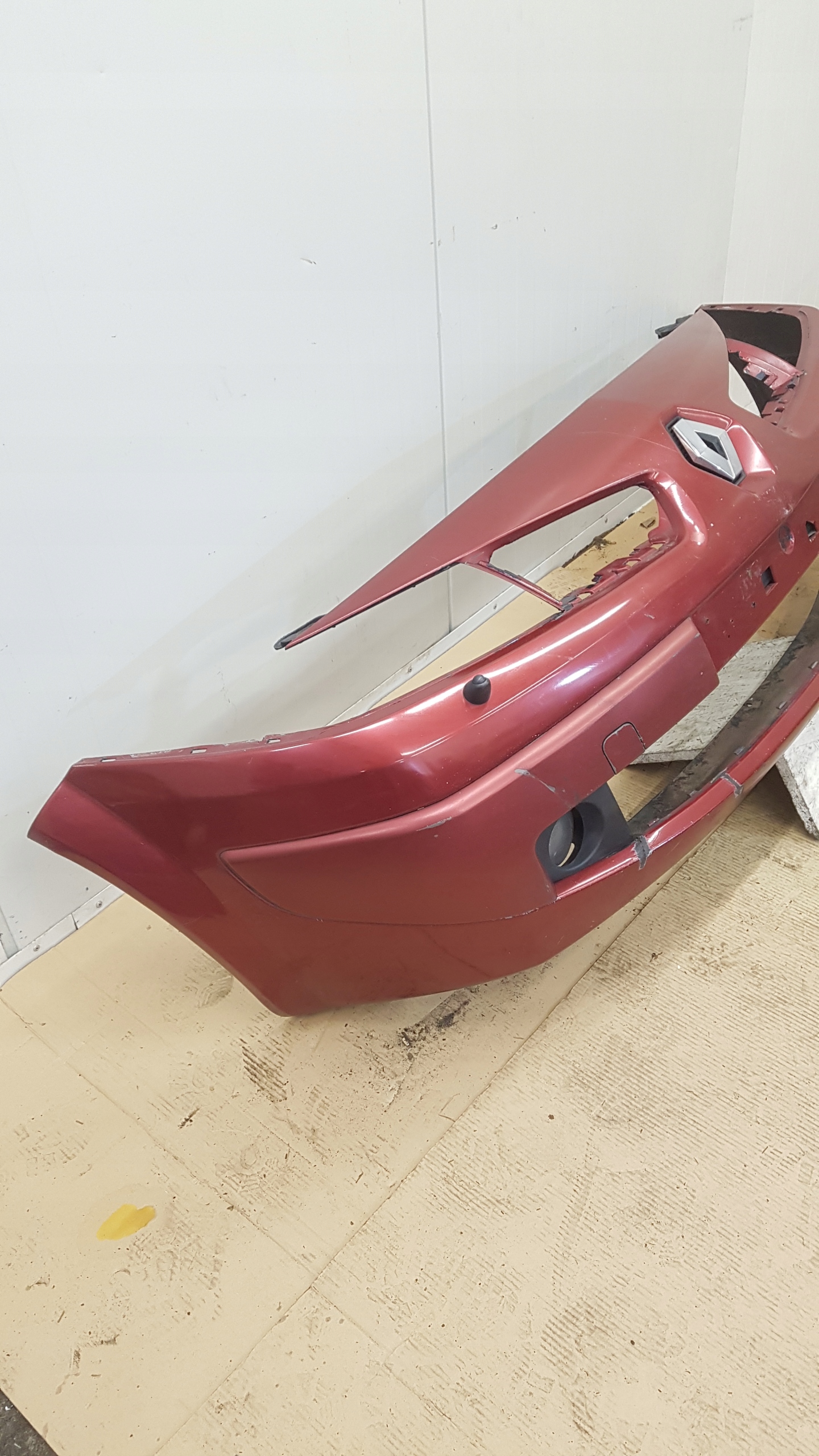 bumper front front RENAULT MEGANE 2 TENNP 8200124784 8200412401