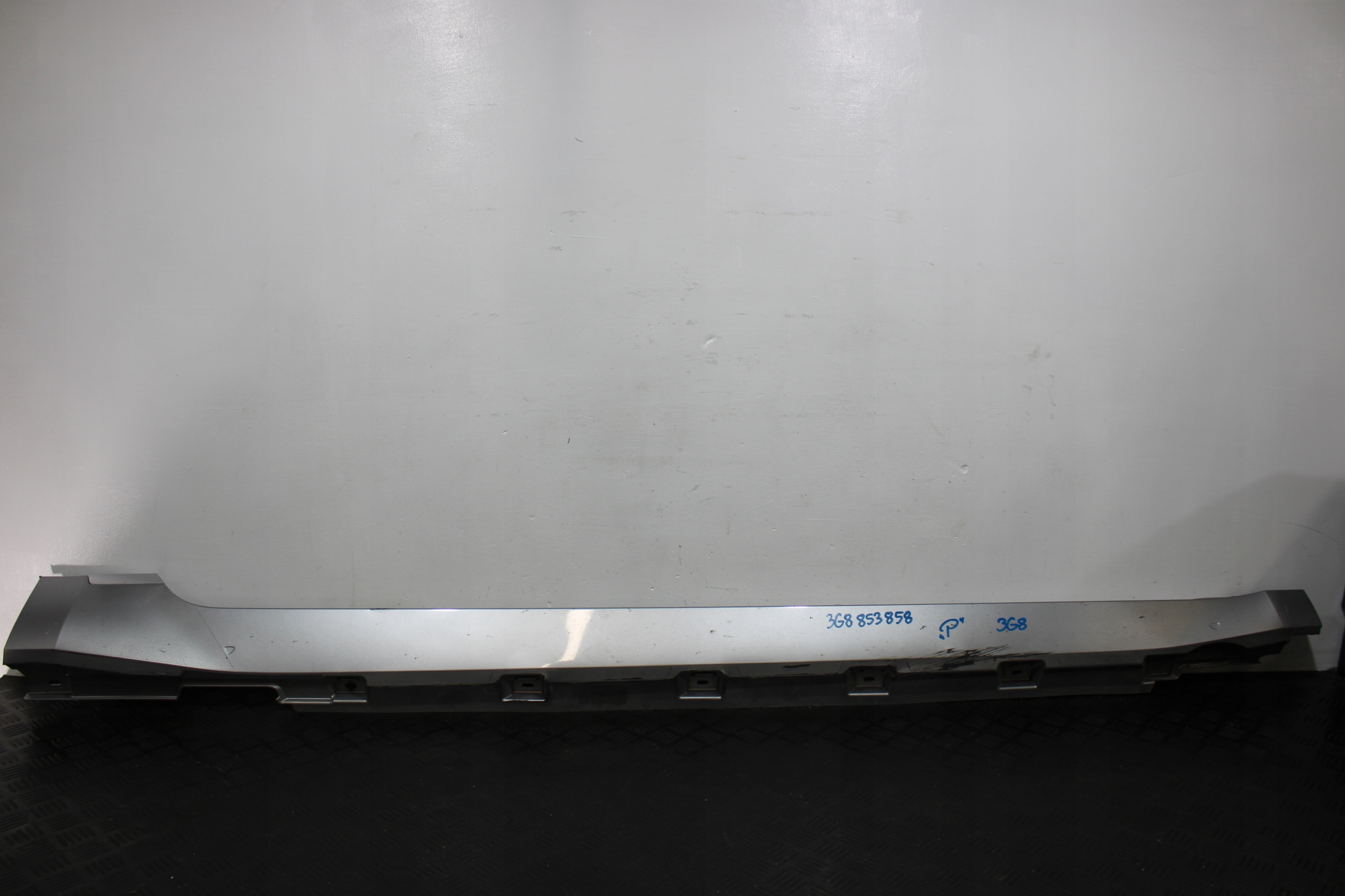 cap threshold right threshold right 3G8853858 VW ARTEON 3G8
