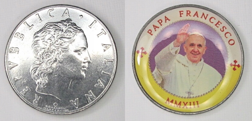 N1153. WŁOCHY, 50 LIRÓW, OKOLICZNOŚCIOWA NAKLEJKAZ PAPIEŻEM FRANCISZKIEM