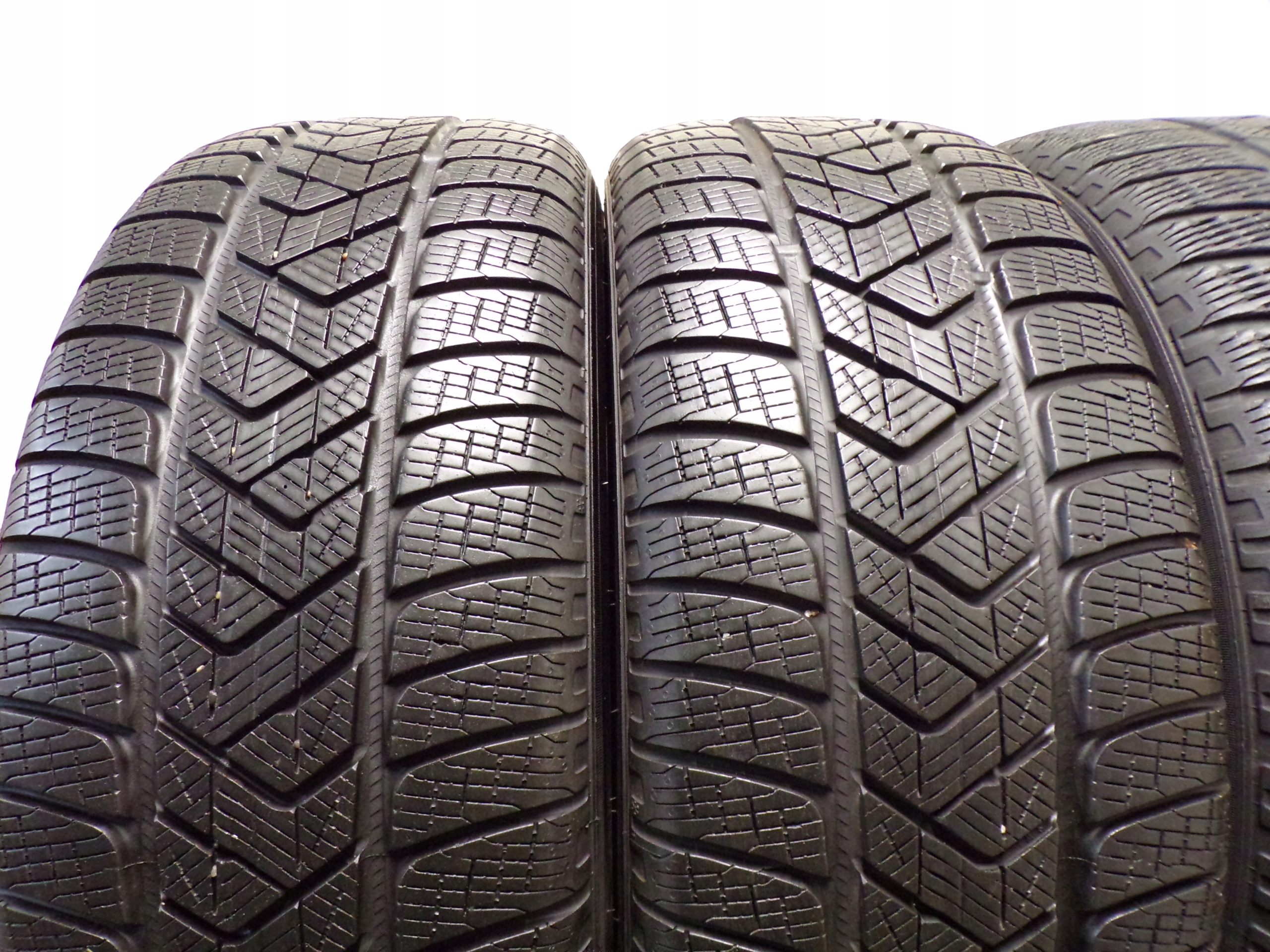 4x Pirelli Scorpion Winter 235 / 60R18 107H_F-НДС