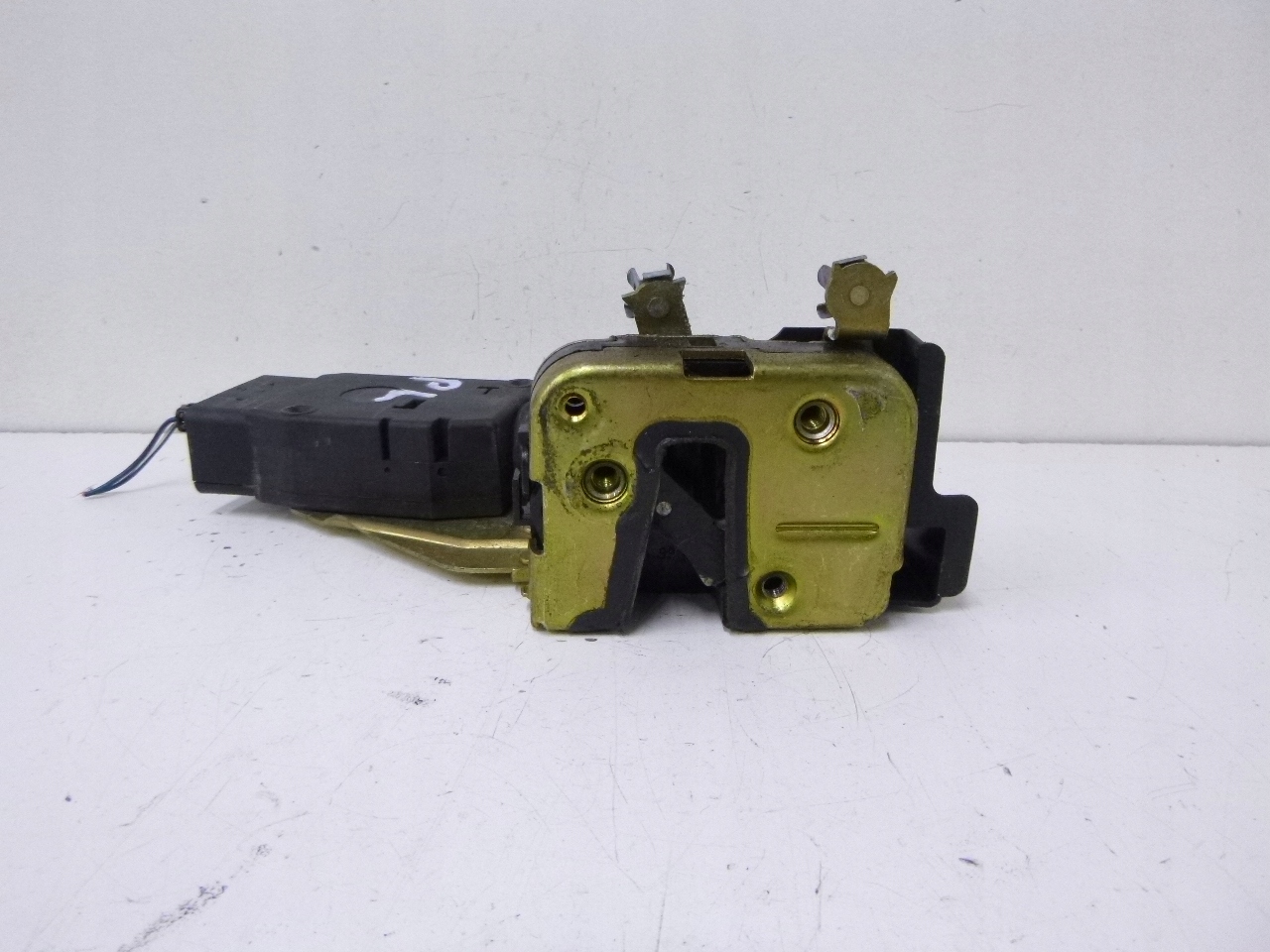 lock door front left Mitsubishi Space Star 99r.