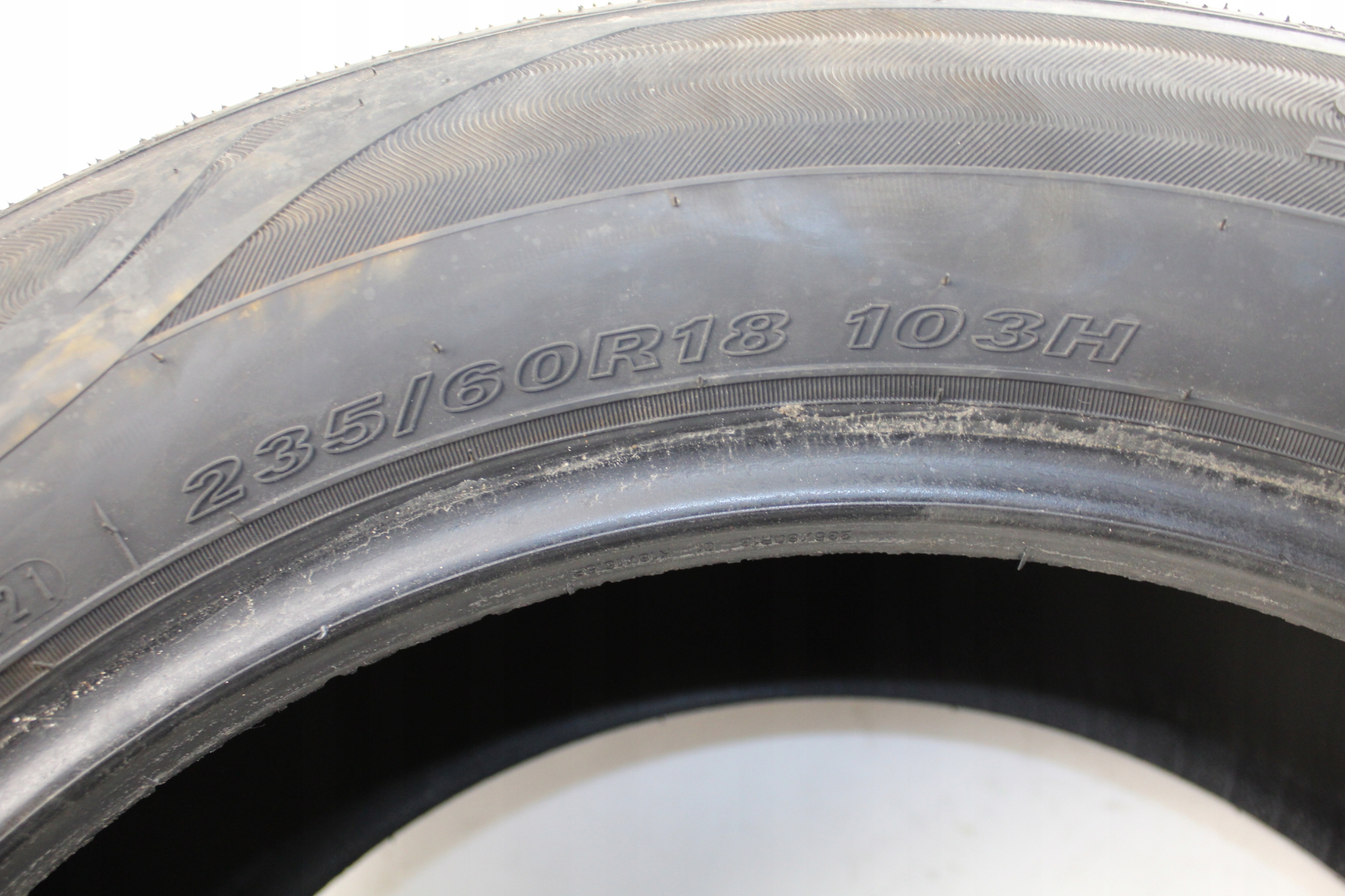 CHRYSLER PACIFICA OPONA OPONY SOLAR 4SX+ 235/60 R18 Średnica 18