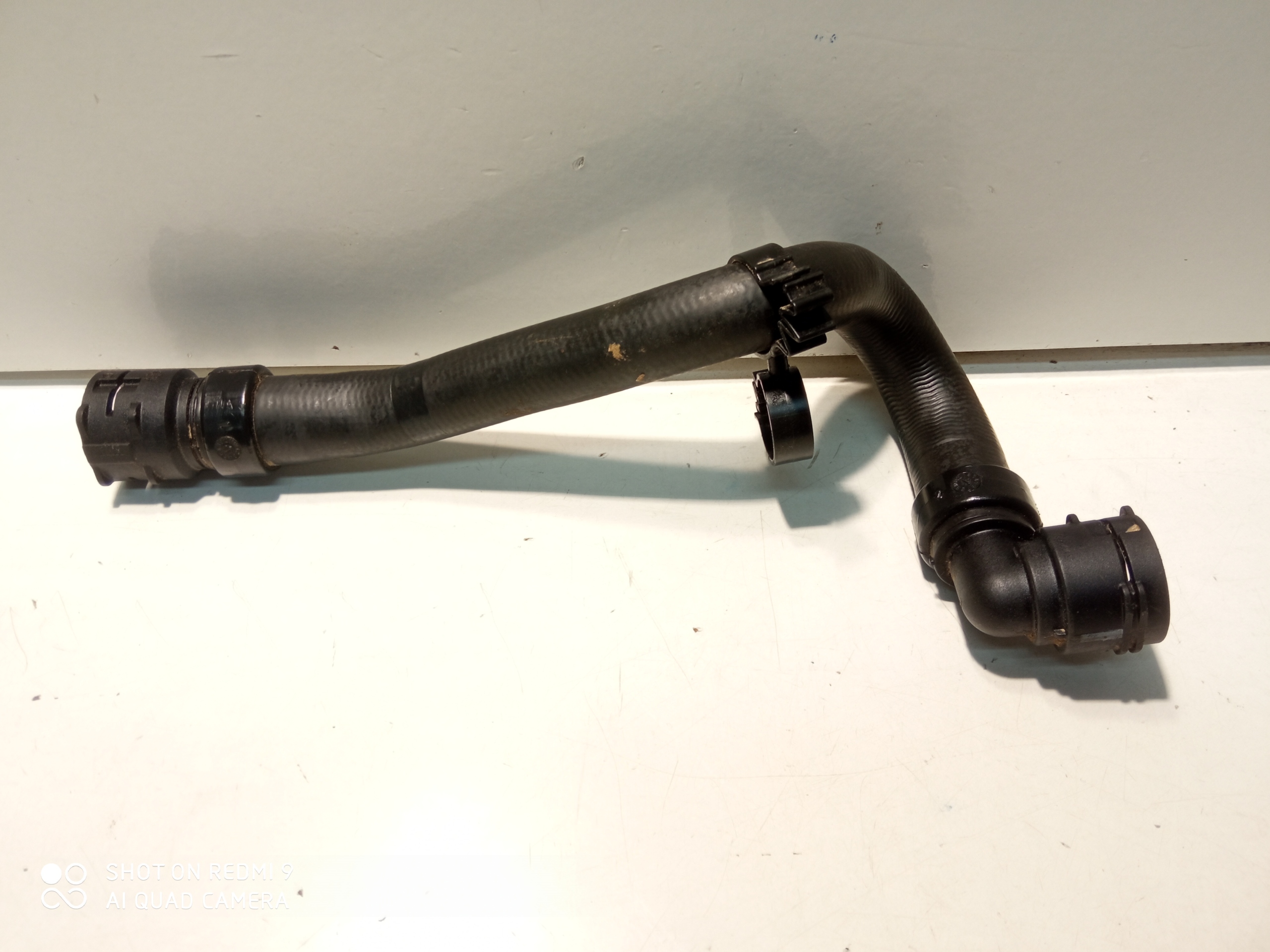 OPEL ASTRA K LIFT cijev crijevo prijenos vode 39160241