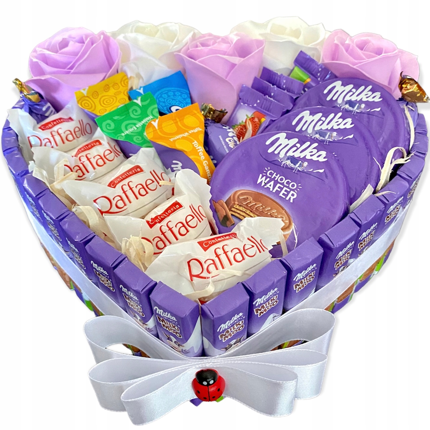 

Tort ze słodyczy Milka Urodziny Imieniny