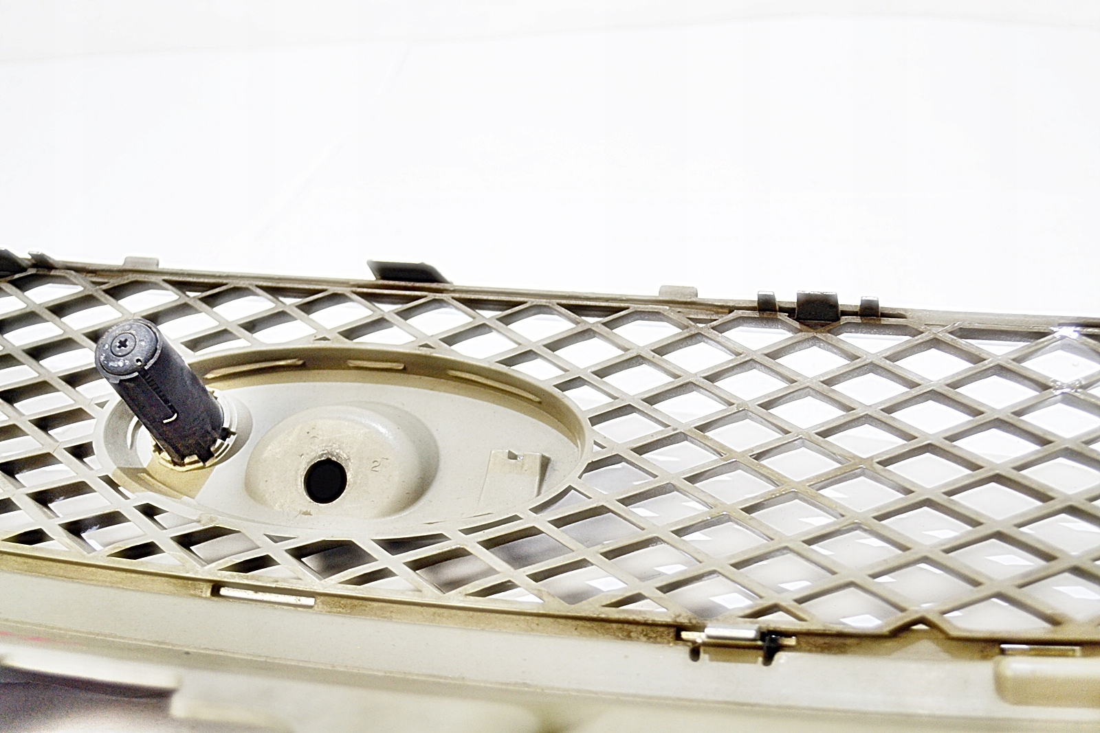 6e453b0f419d946286f98399a97f