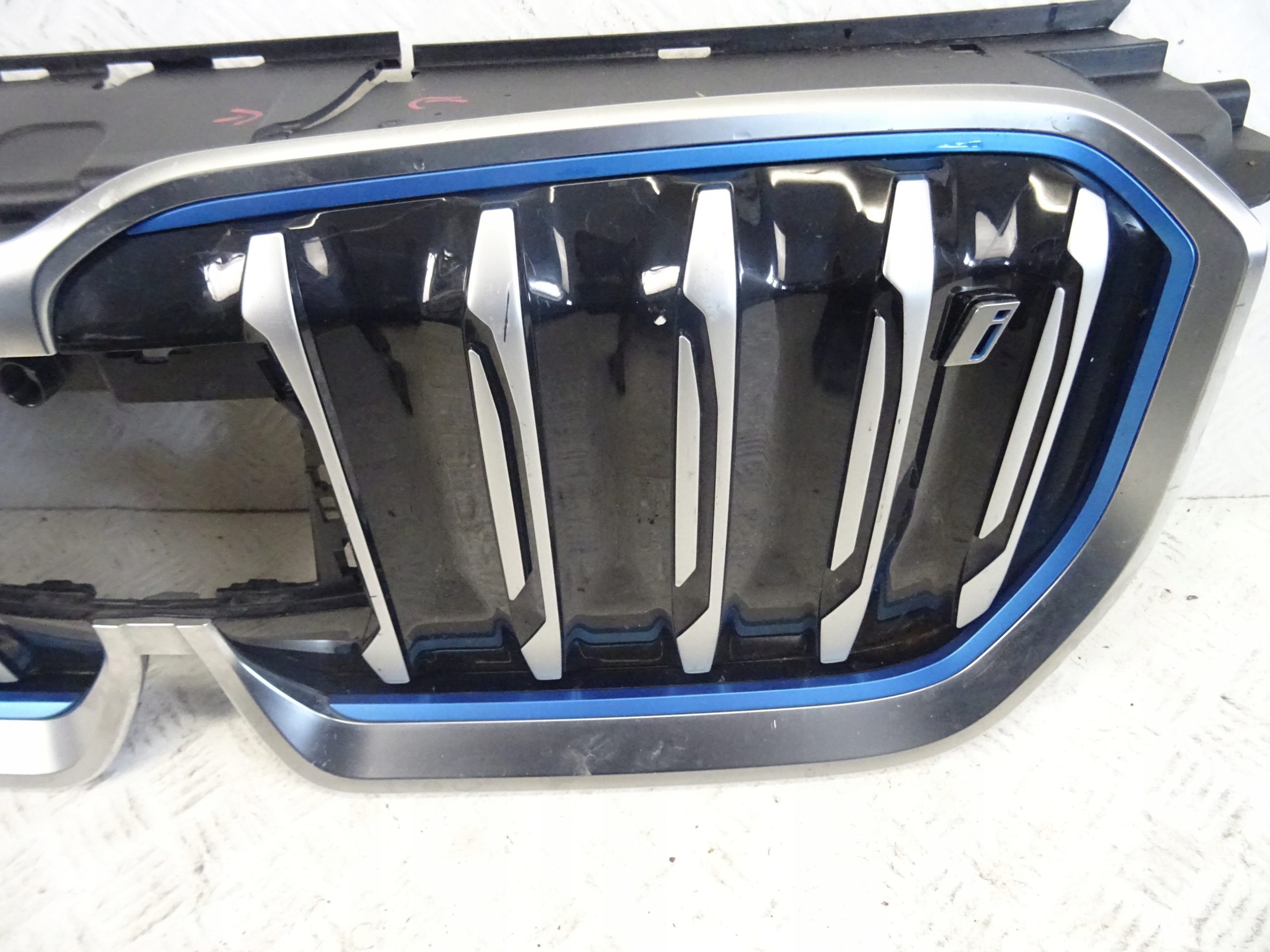 grill grille front front BMW X1 U11 IX1 U12 ELEKTRYK 1851781