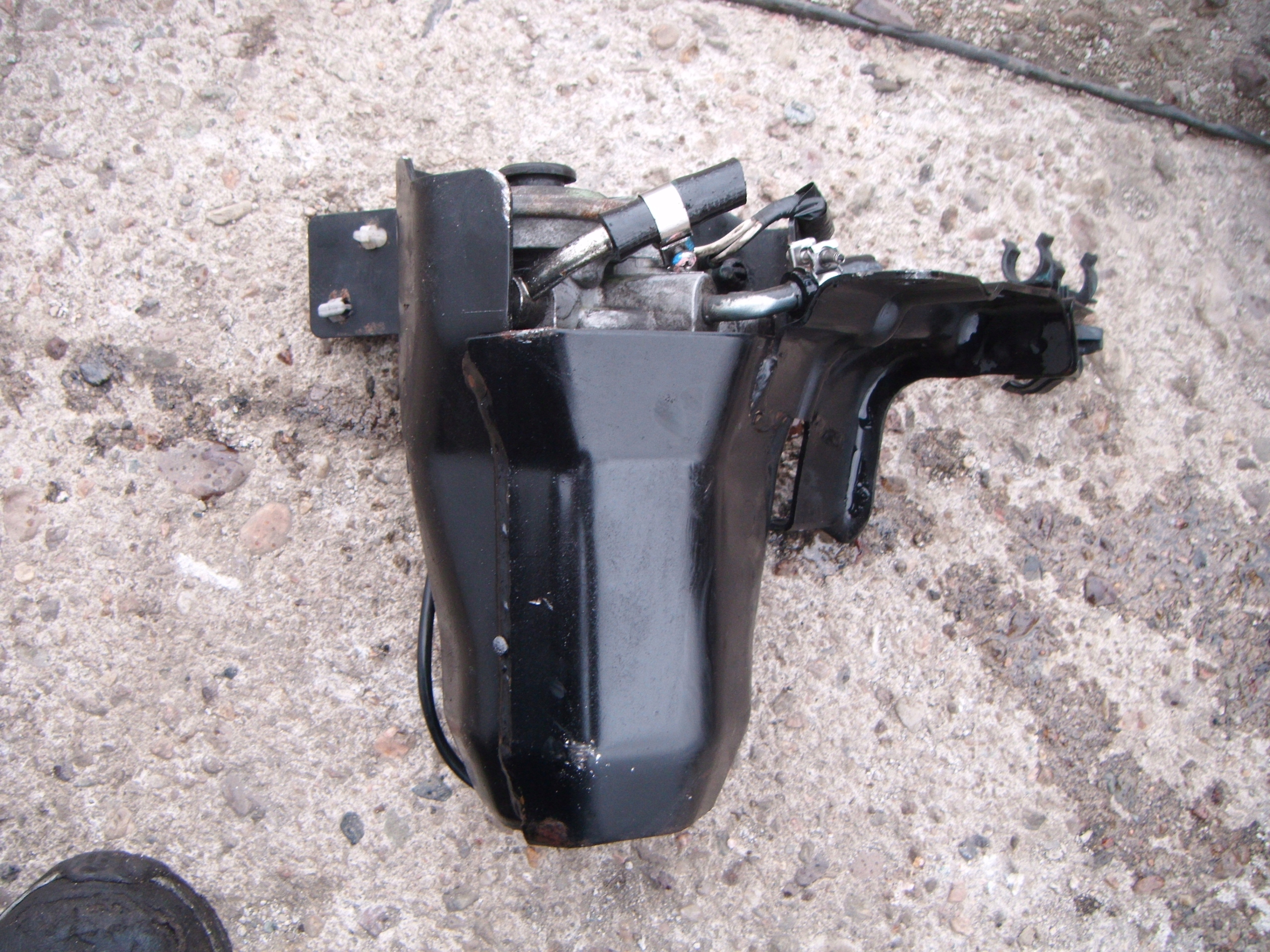 SUBARU OUTBACK 3 03-09 2.0D PODSTAWA FILTRA PALIWA